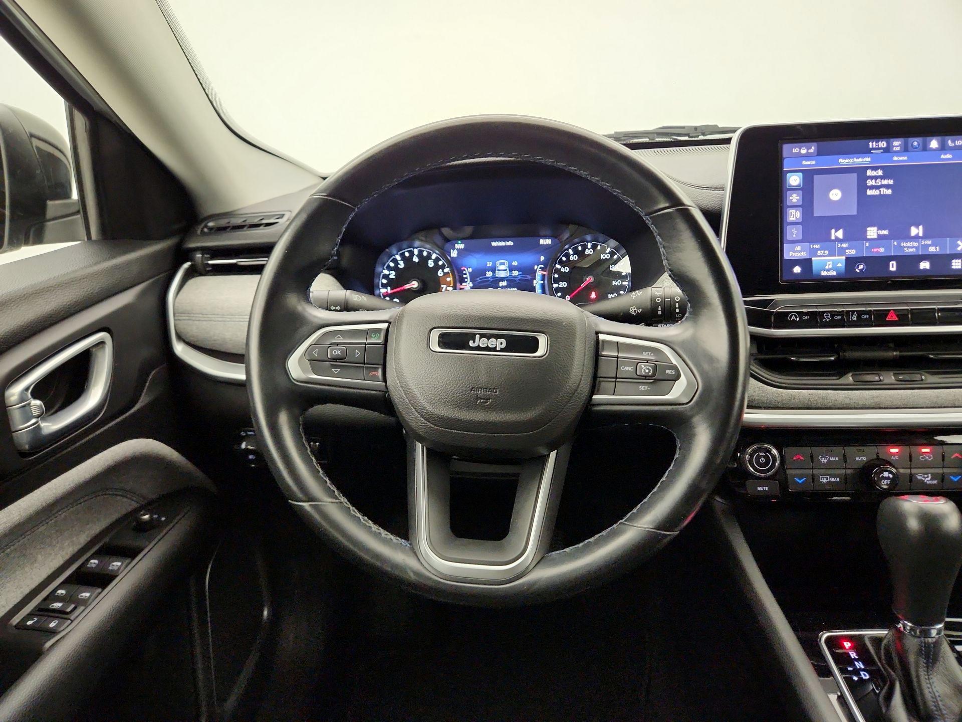 Thumbnail: 2022 Jeep Compass - 10