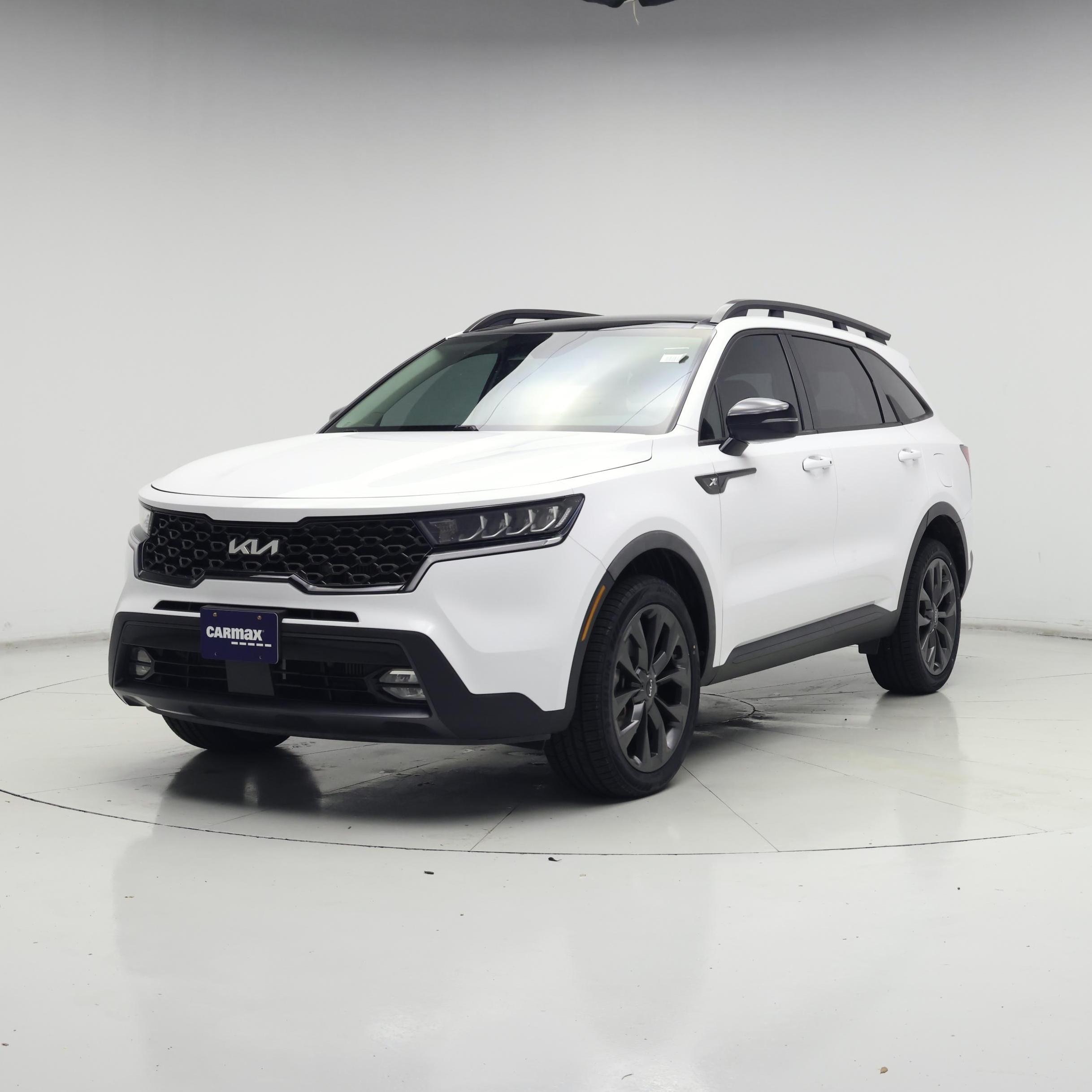 Thumbnail: 2023 Kia Sorento - 4