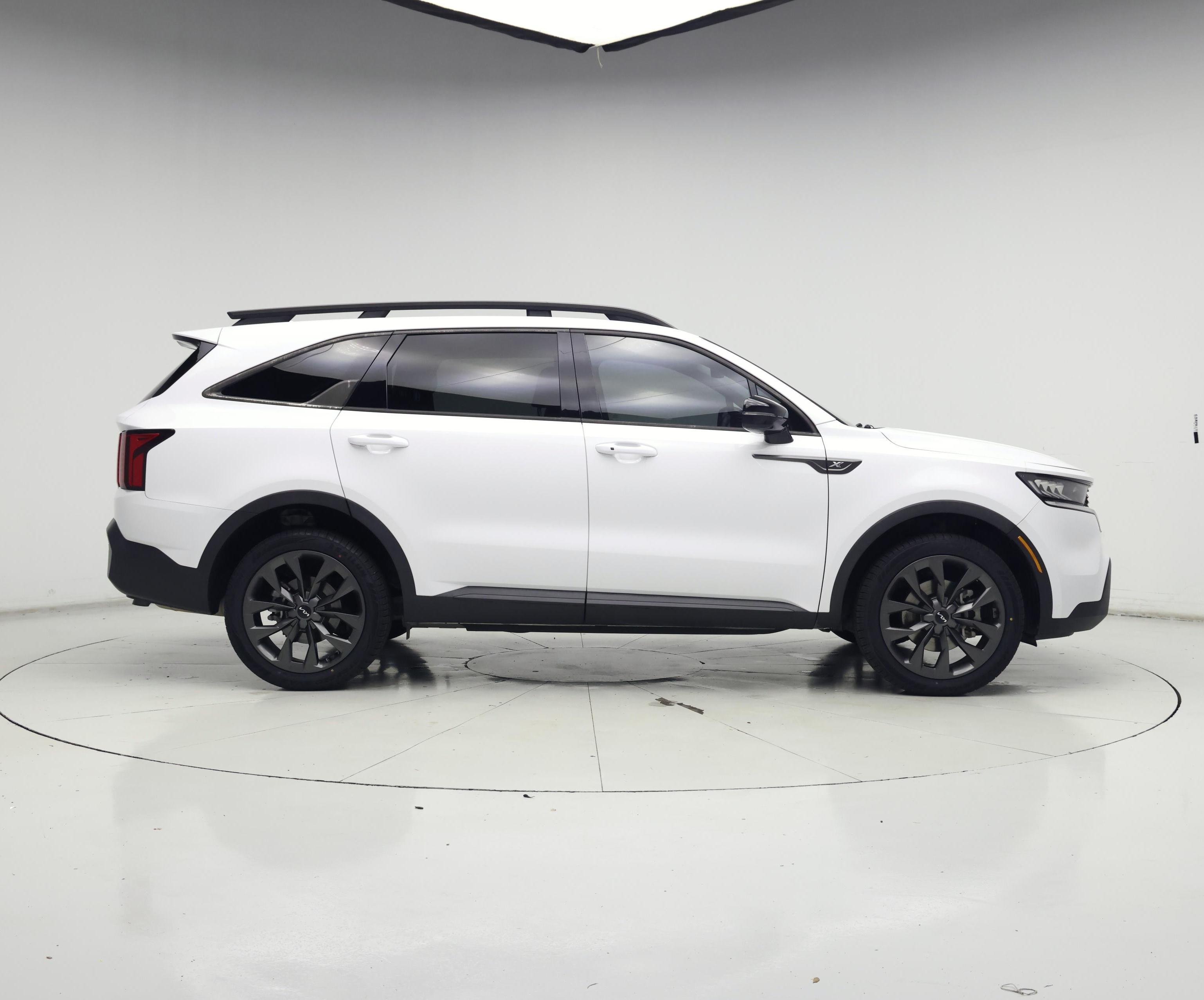 Thumbnail: 2023 Kia Sorento - 7