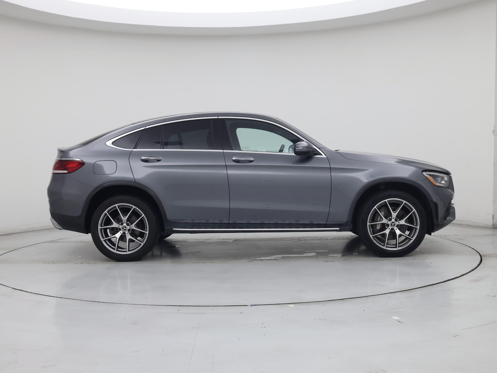 2022 Mercedes-Benz GLC Coupe GLC300 - Photo 8