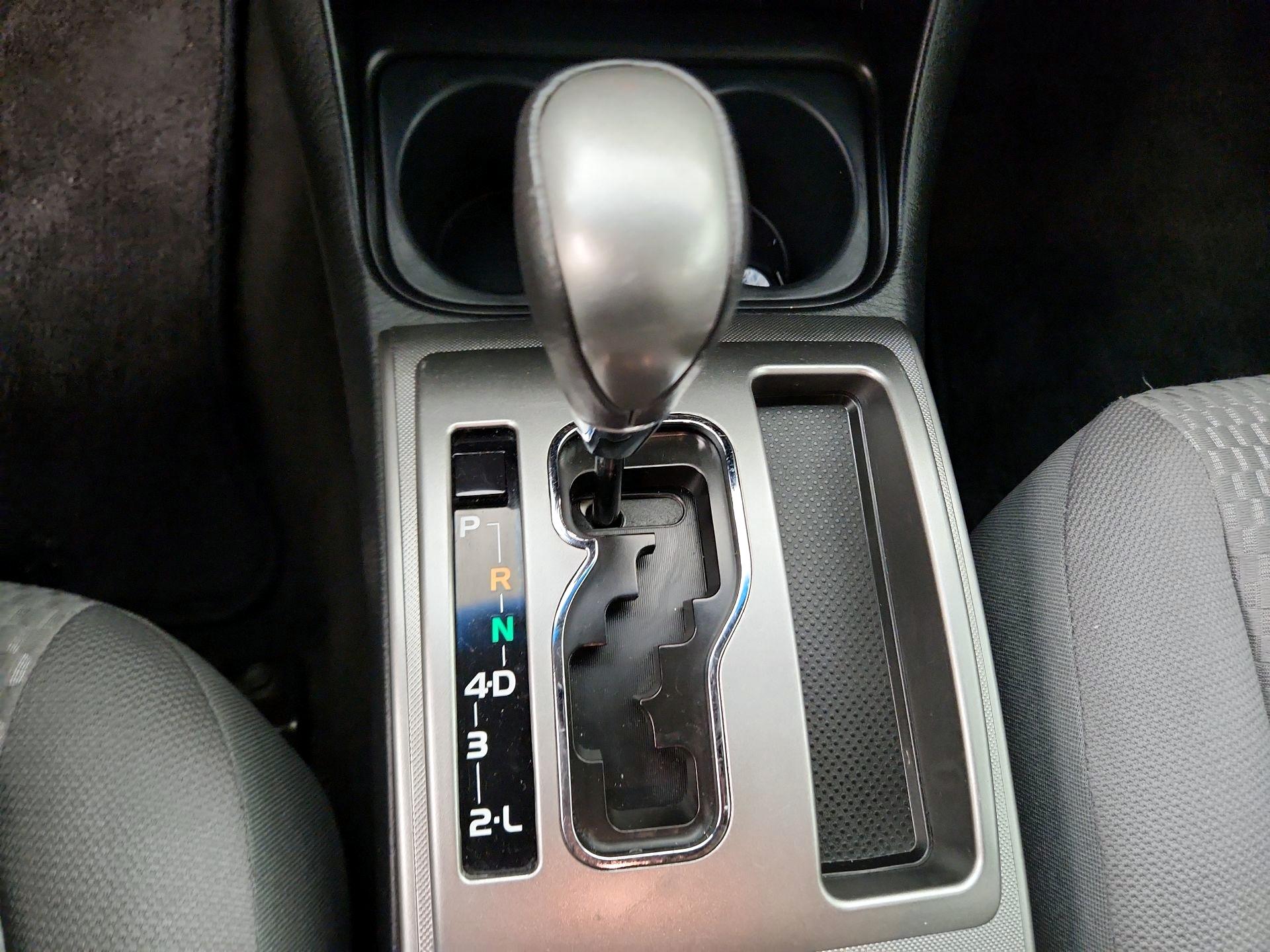 Thumbnail: 2015 Toyota Tacoma - 17