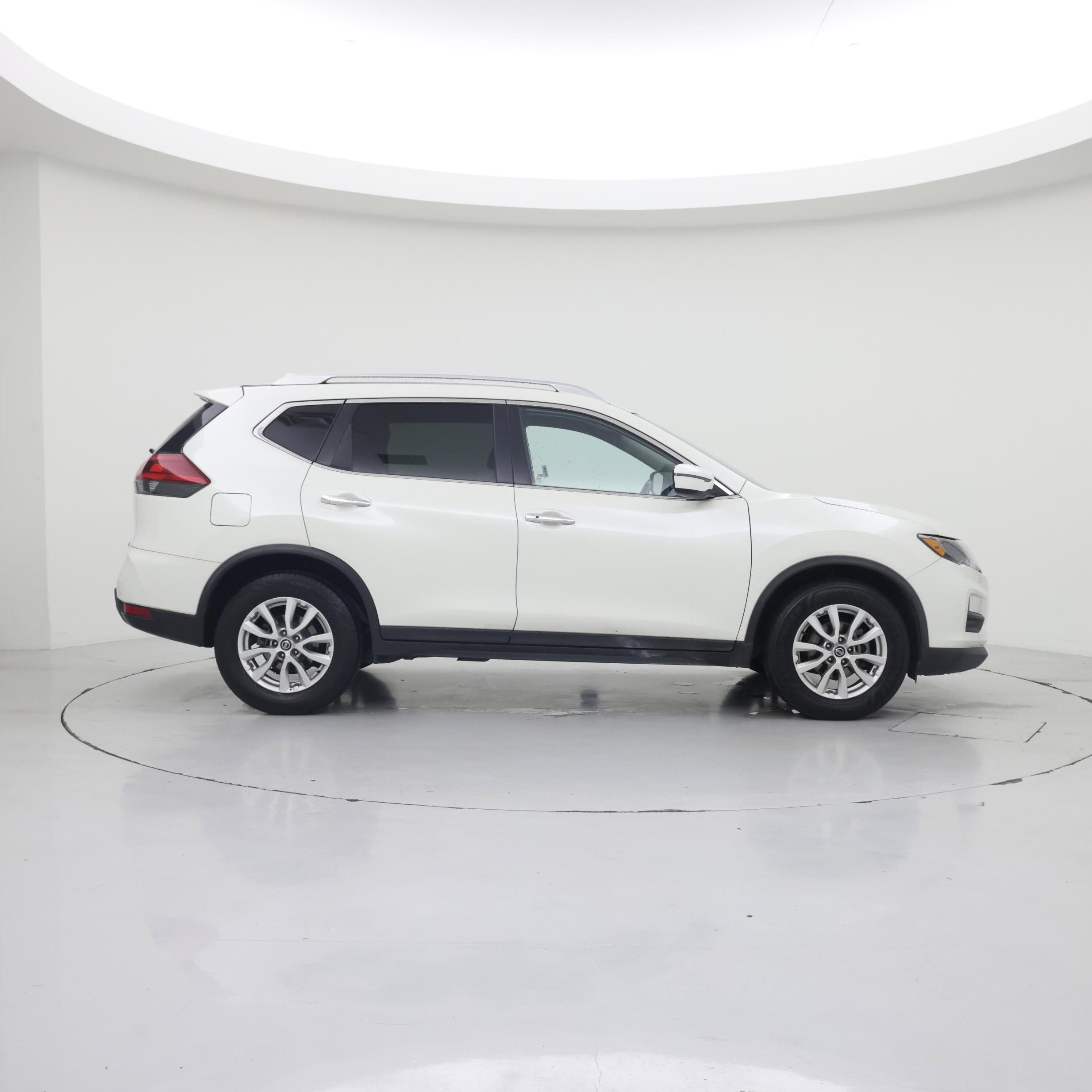 Thumbnail: 2018 Nissan Rogue - 7