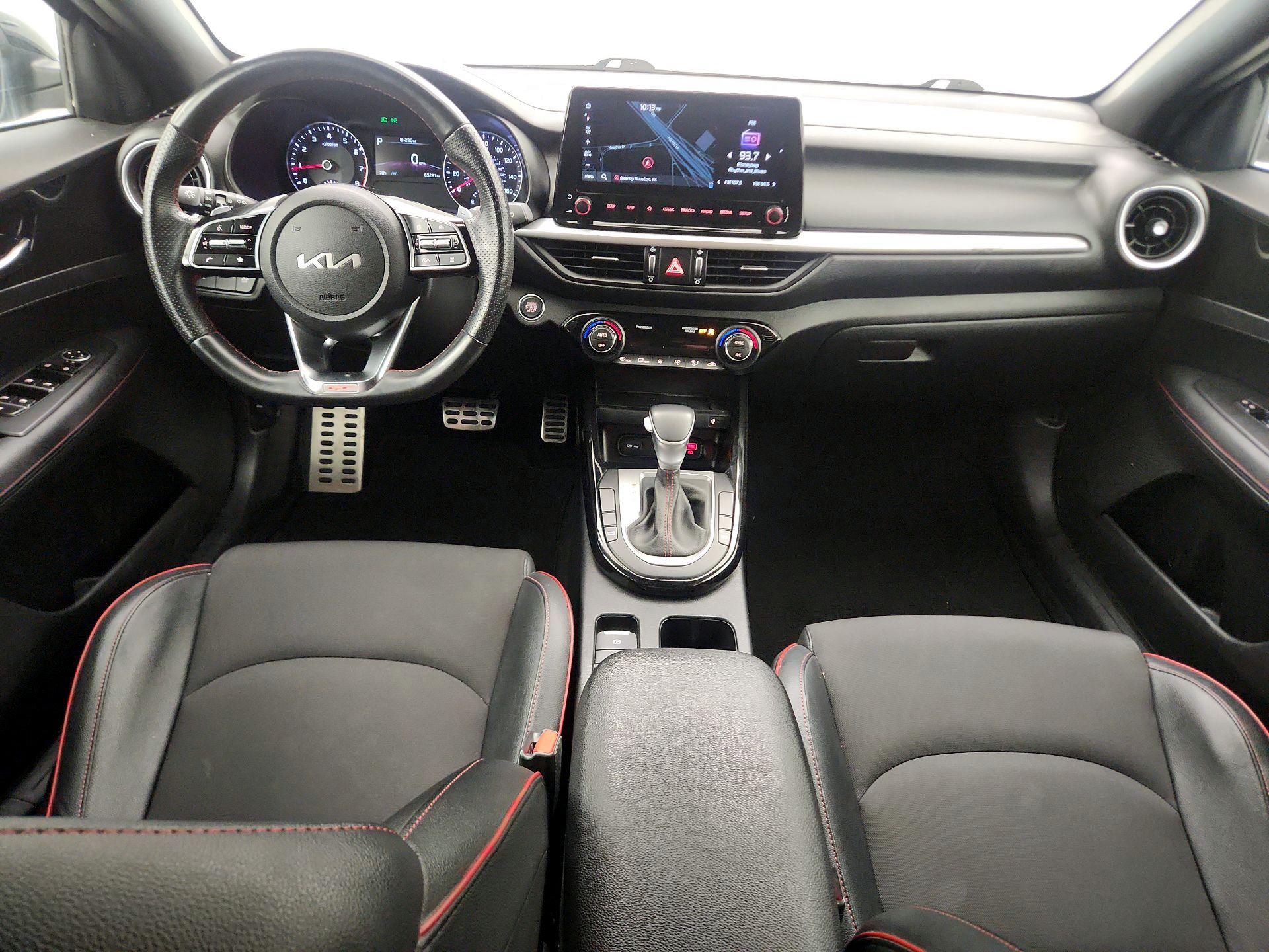 Thumbnail: 2023 Kia Forte - 9
