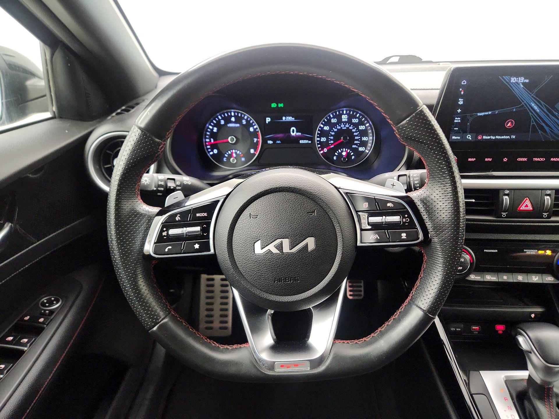 Thumbnail: 2023 Kia Forte - 10