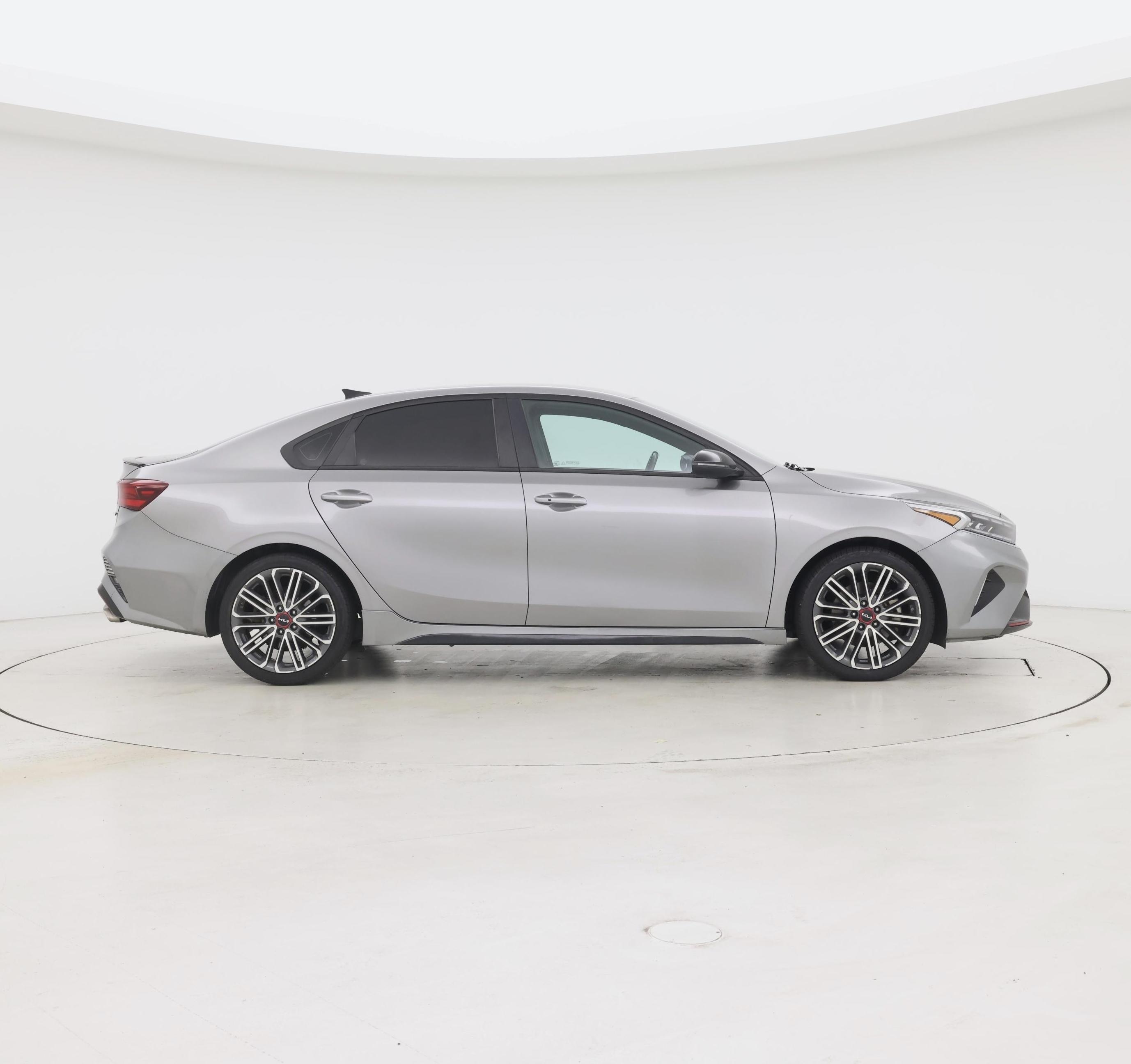 Thumbnail: 2023 Kia Forte - 7