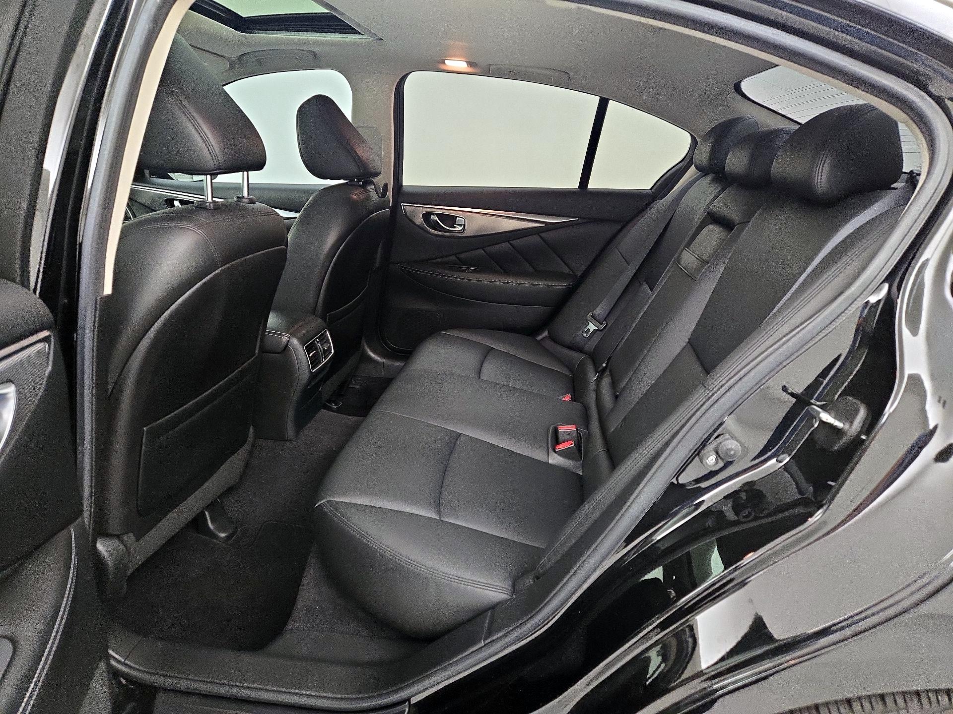 Thumbnail: 2017 INFINITI Q50 - 20