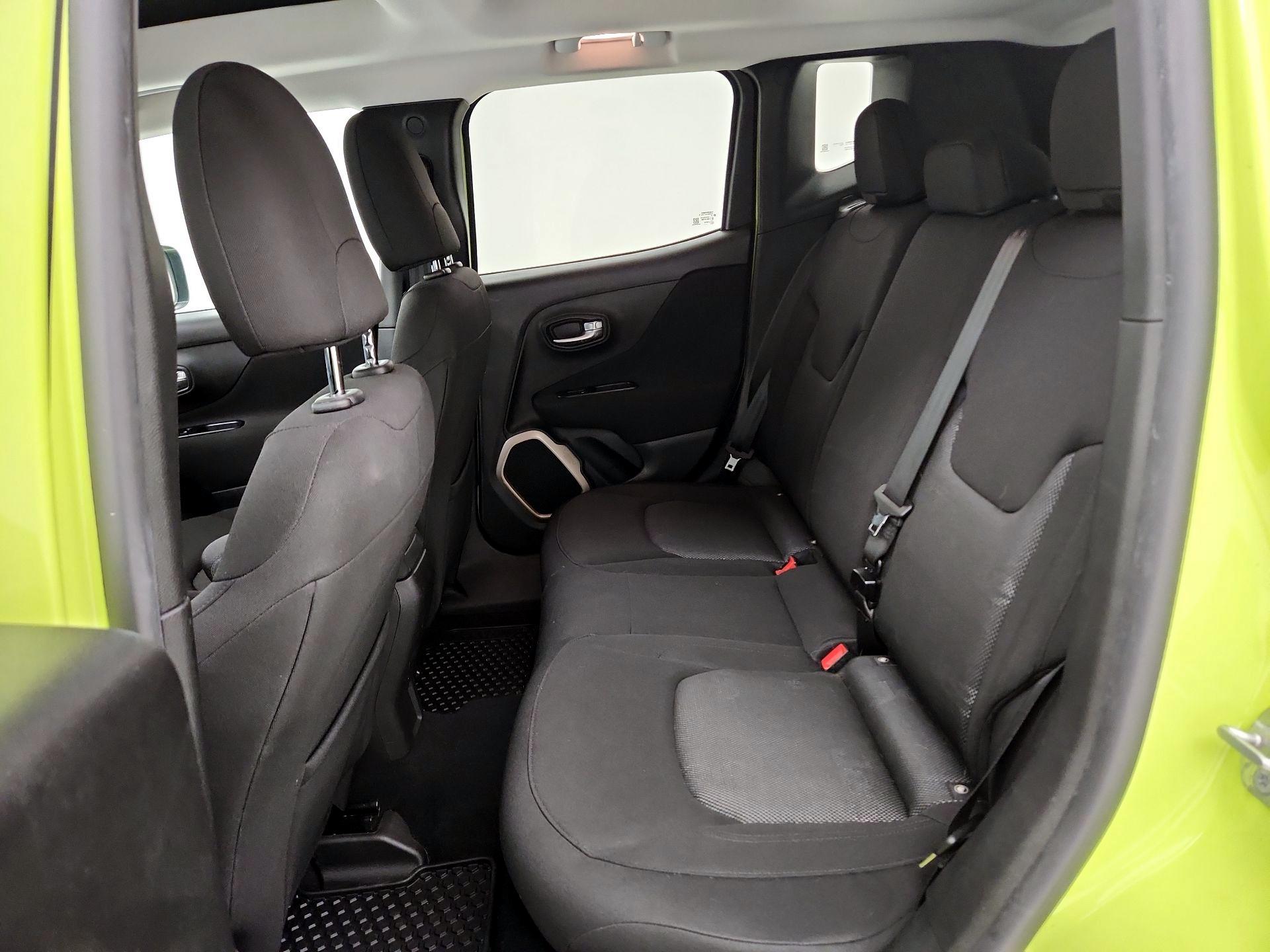 Thumbnail: 2017 Jeep Renegade - 17