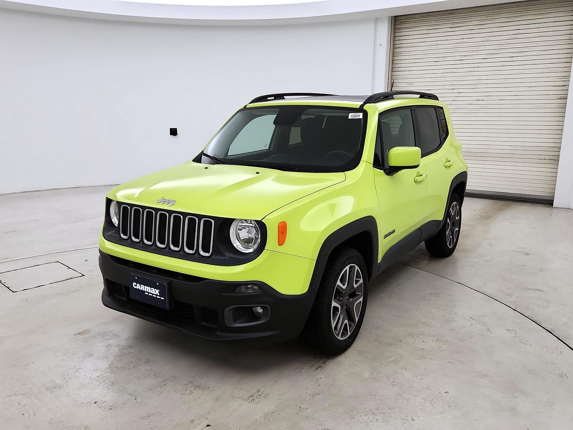 Thumbnail: 2017 Jeep Renegade - 3