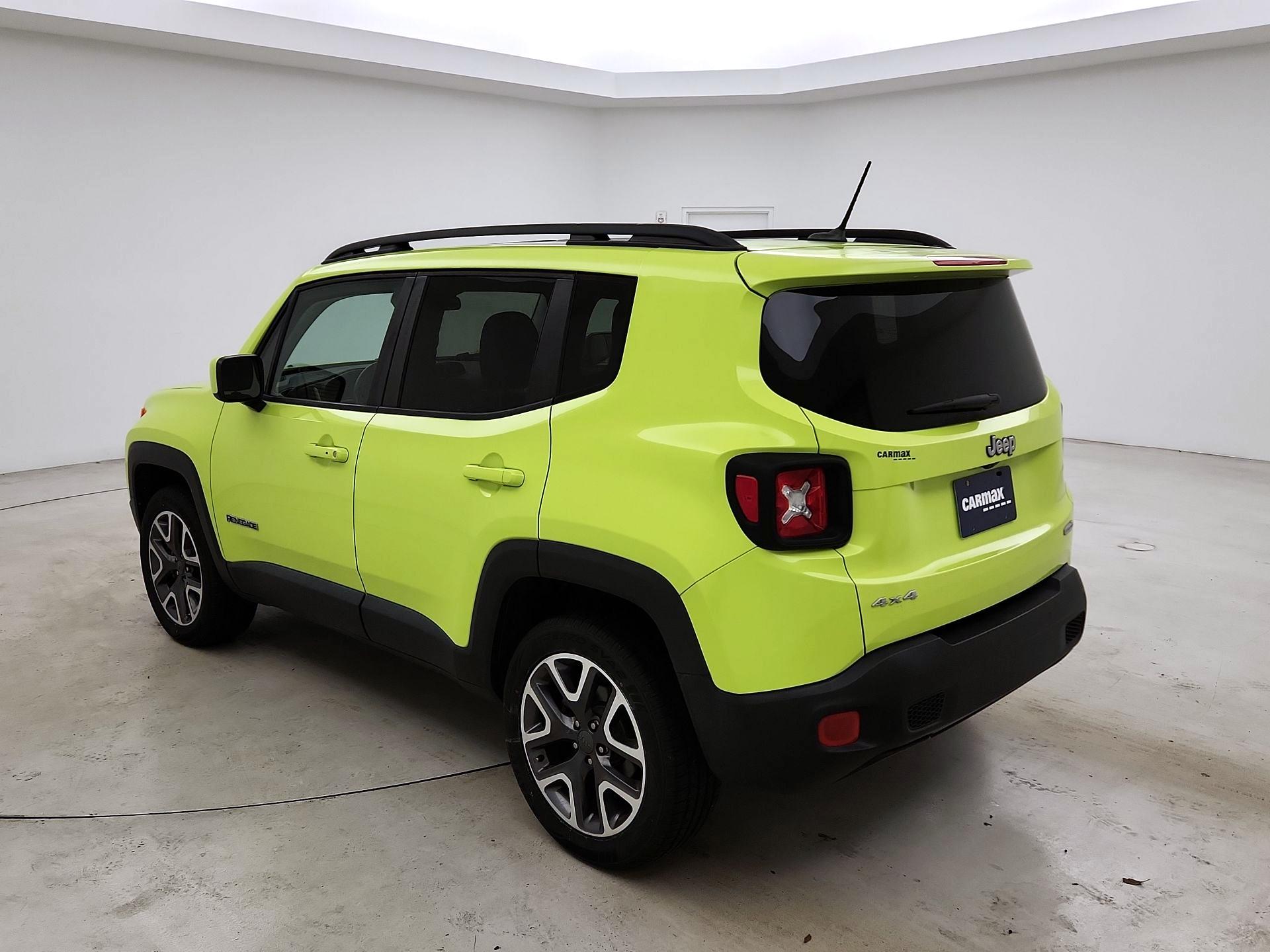 Thumbnail: 2017 Jeep Renegade - 7
