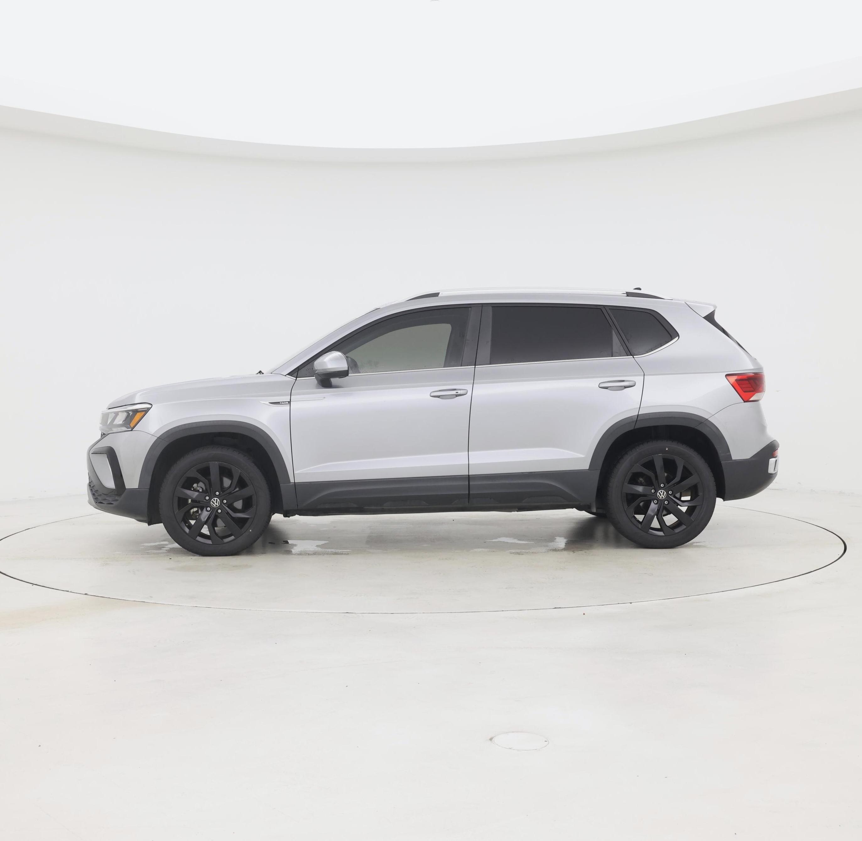 Thumbnail: 2022 Volkswagen Taos - 3