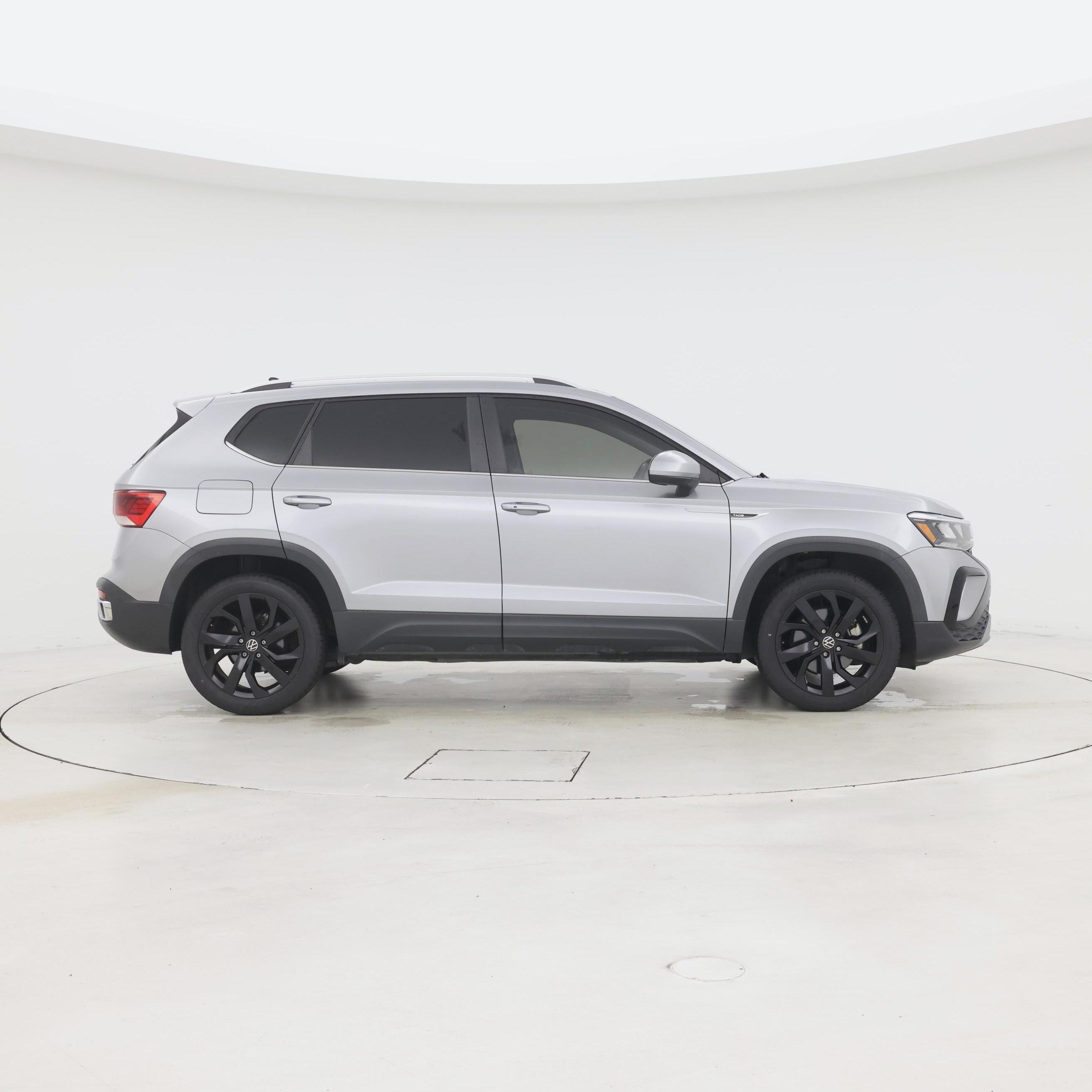 Thumbnail: 2022 Volkswagen Taos - 7