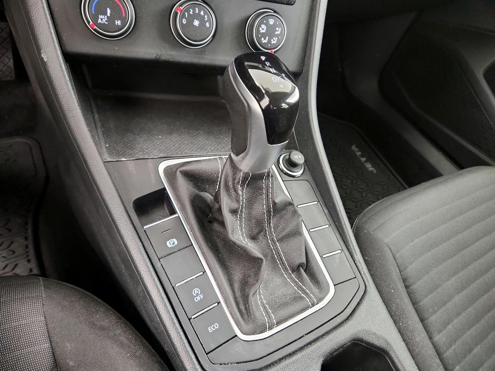 2024 Volkswagen Jetta S - Photo 16