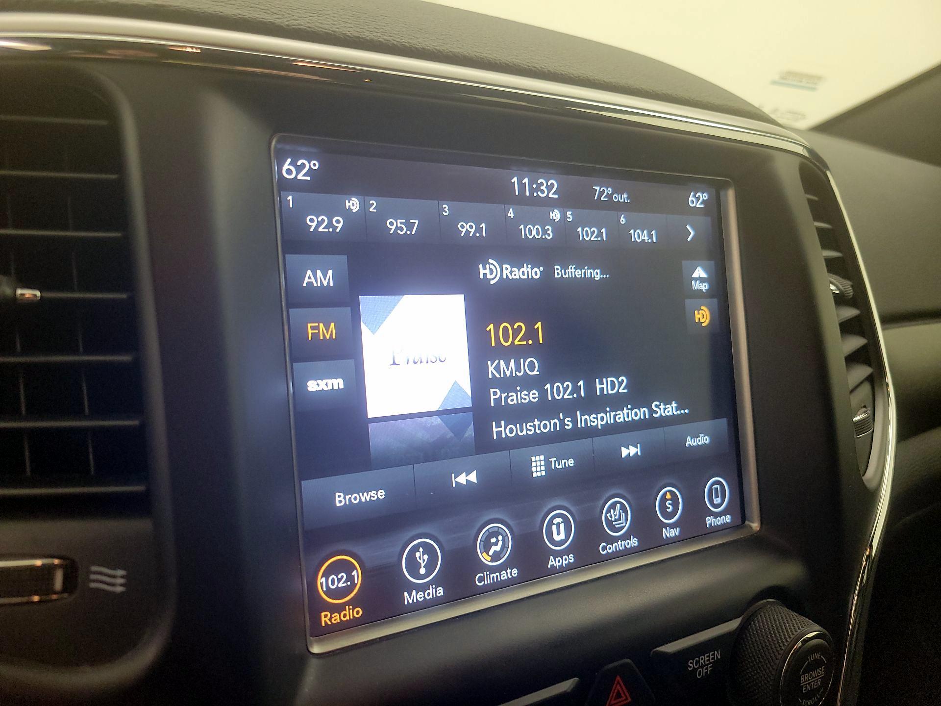 Thumbnail: 2018 Jeep Grand Cherokee - 16