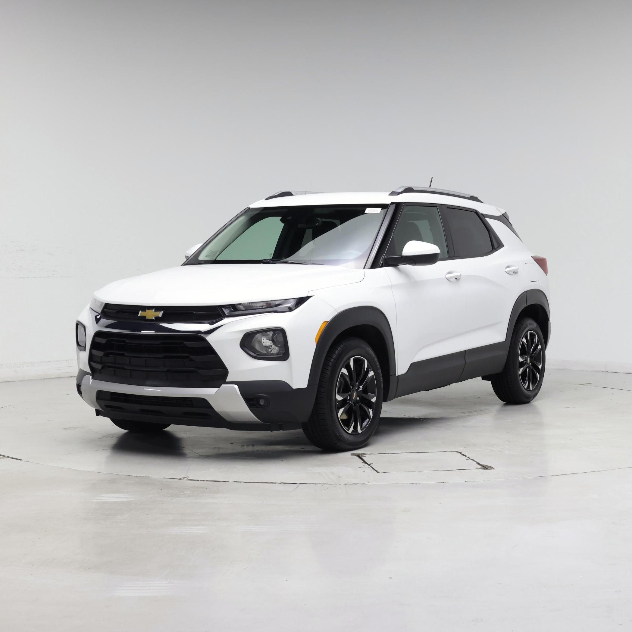 Thumbnail: 2023 Chevrolet TrailBlazer - 4