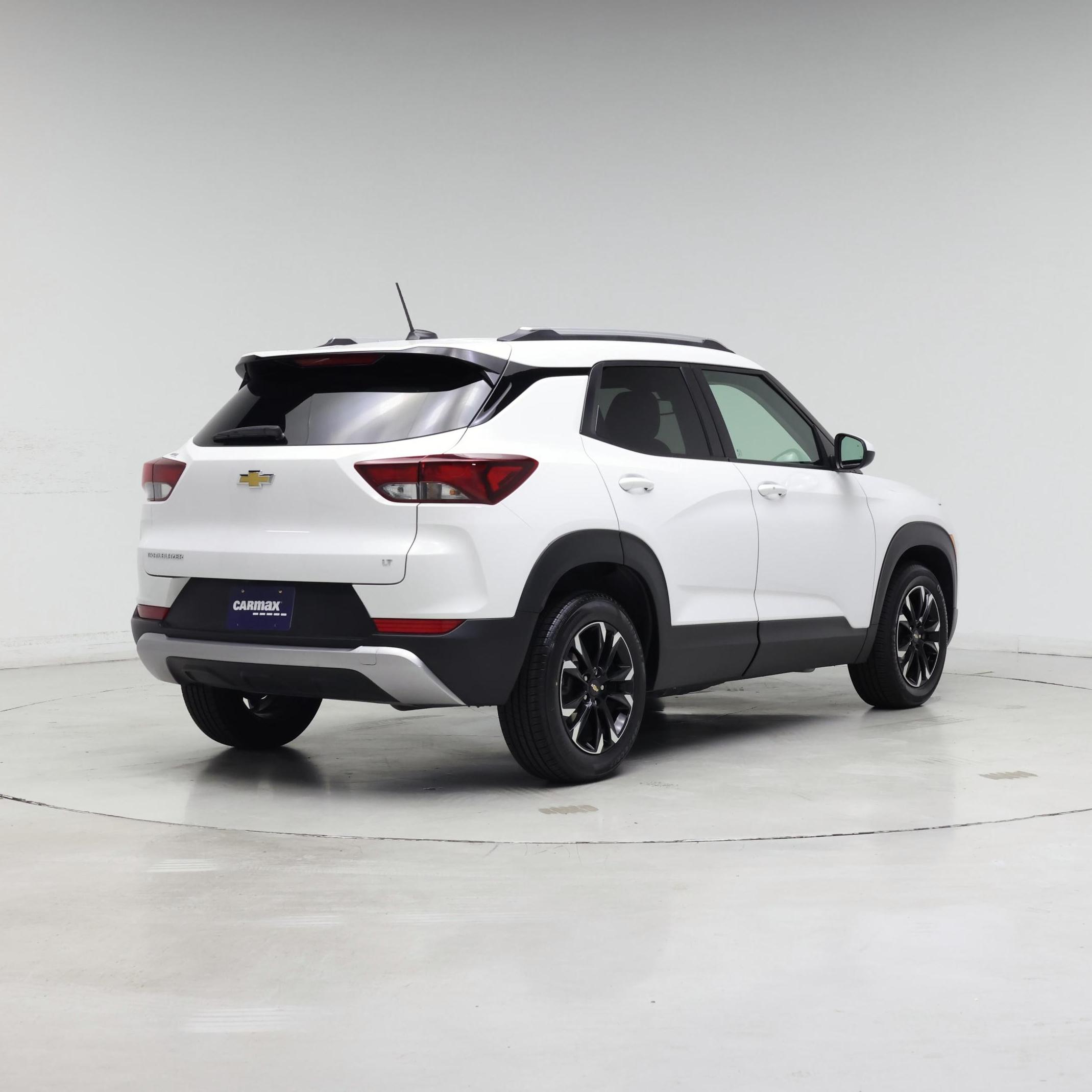 Thumbnail: 2023 Chevrolet TrailBlazer - 8