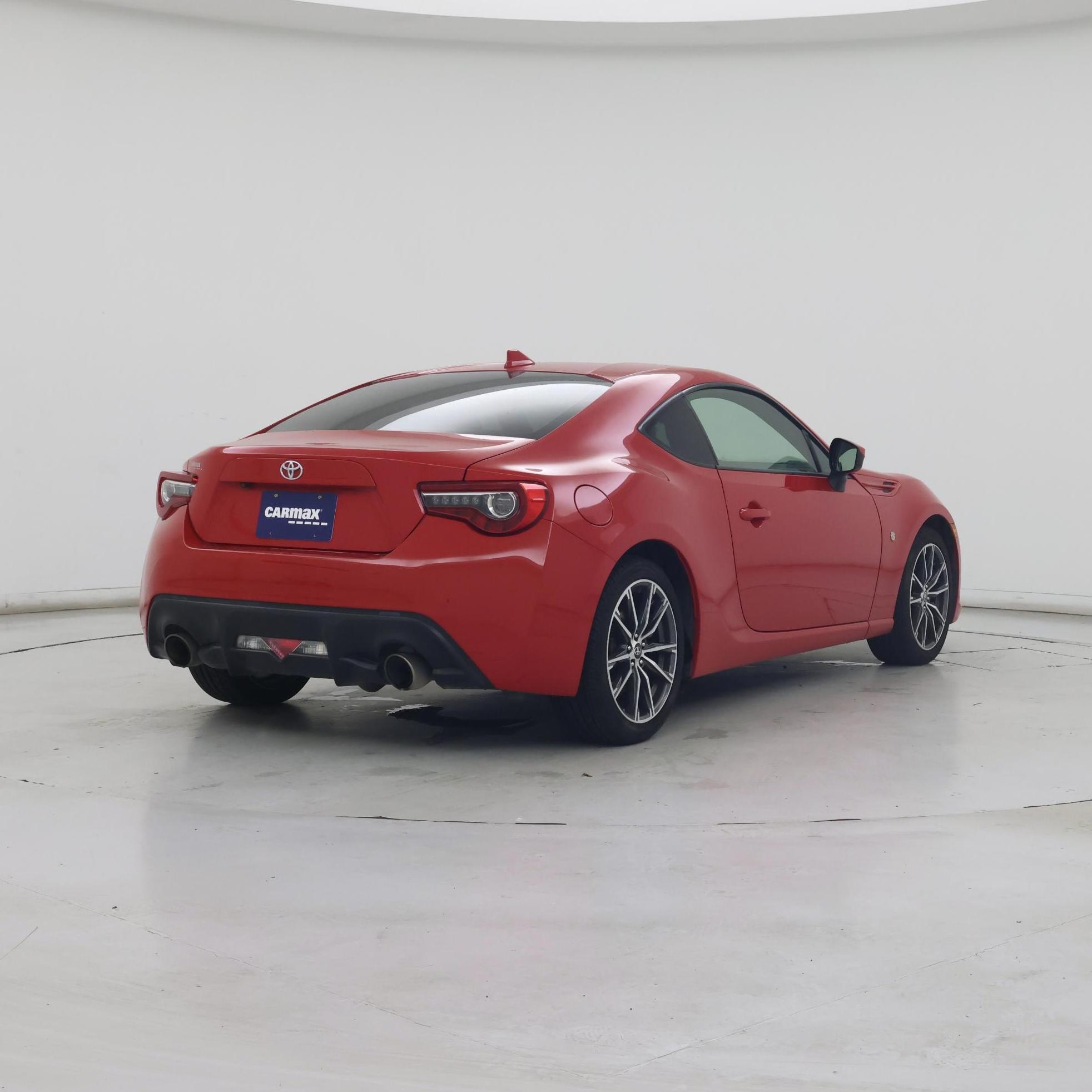 Thumbnail: 2017 Toyota 86 - 8