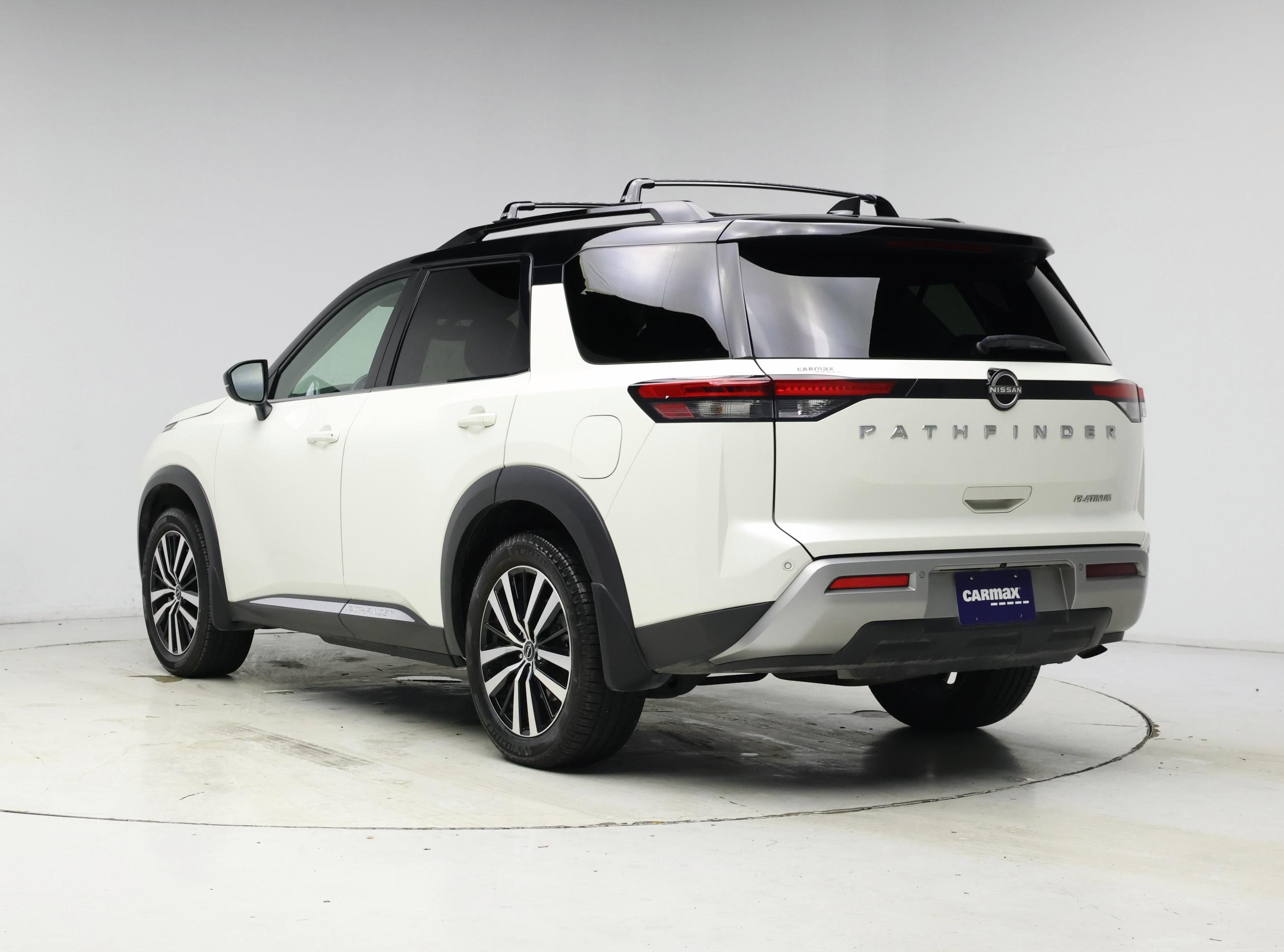 Thumbnail: 2023 Nissan Pathfinder - 2