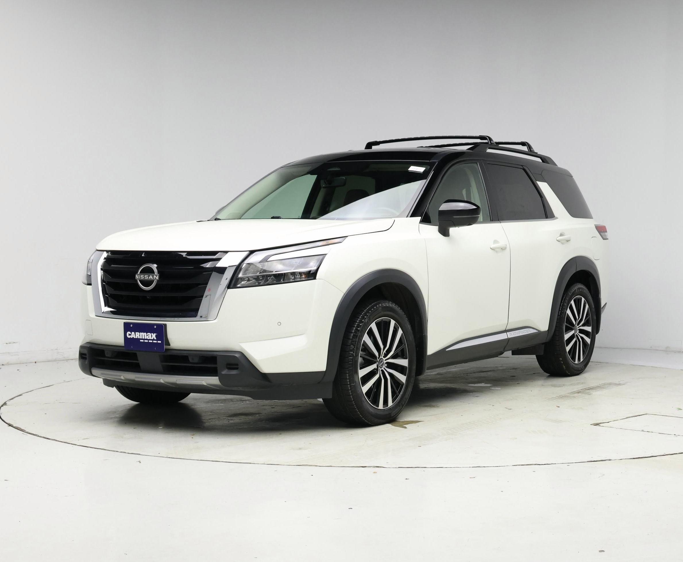 Thumbnail: 2023 Nissan Pathfinder - 4