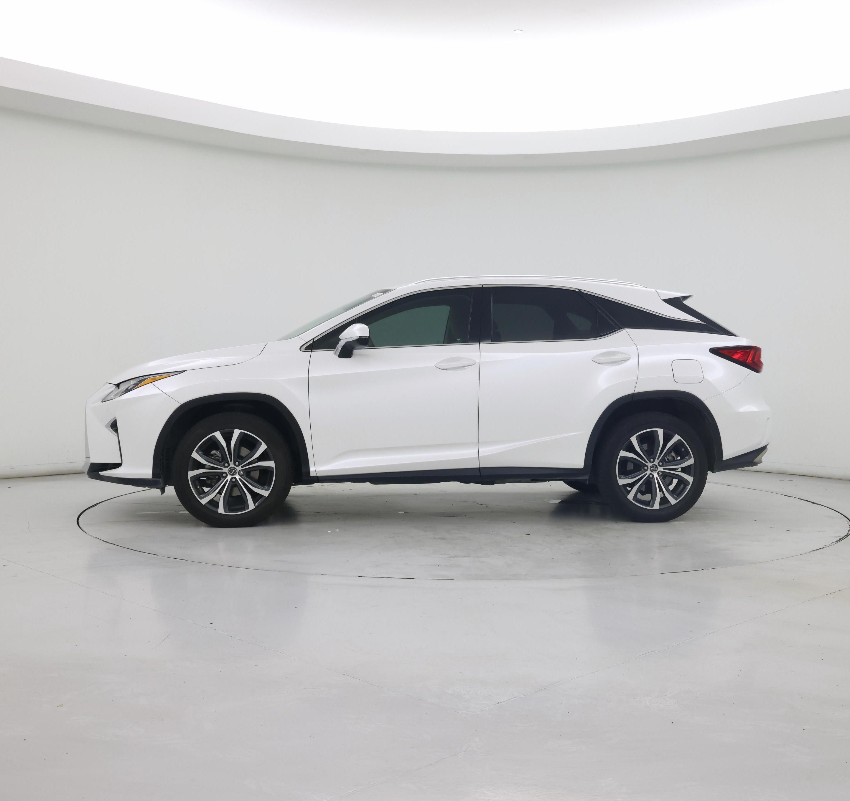 Thumbnail: 2018 Lexus RX - 3