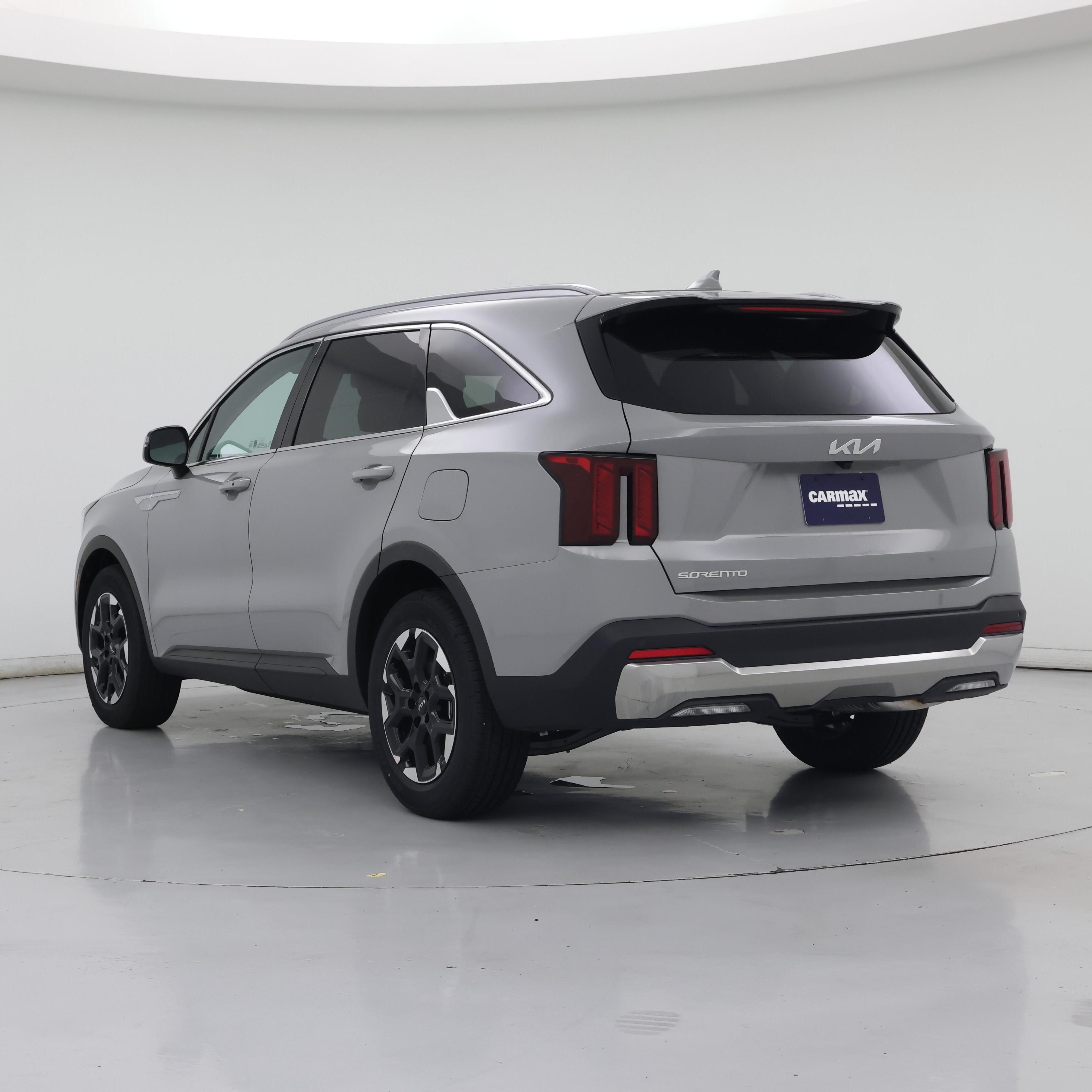 Thumbnail: 2026 Kia Sorento - 2
