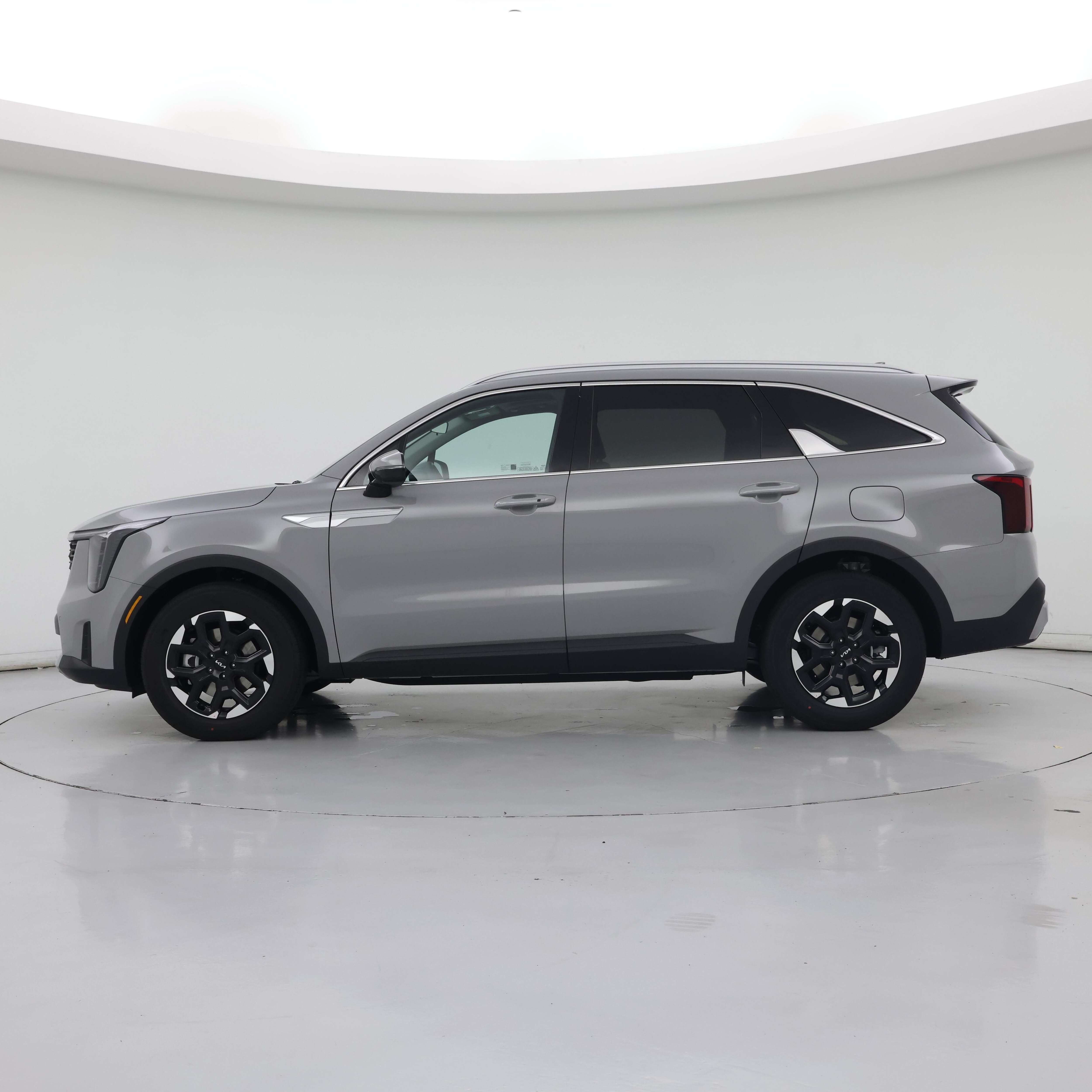 Thumbnail: 2026 Kia Sorento - 3