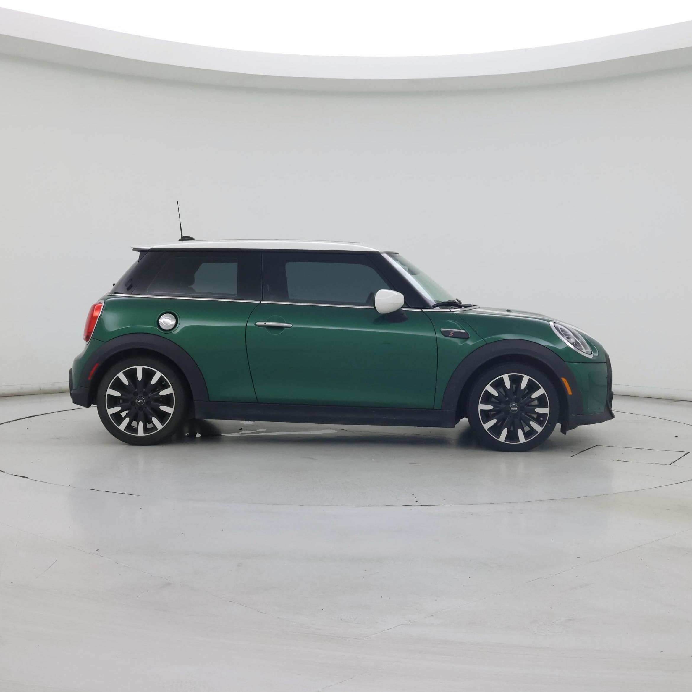 Thumbnail: 2023 MINI Cooper Hardtop - 7