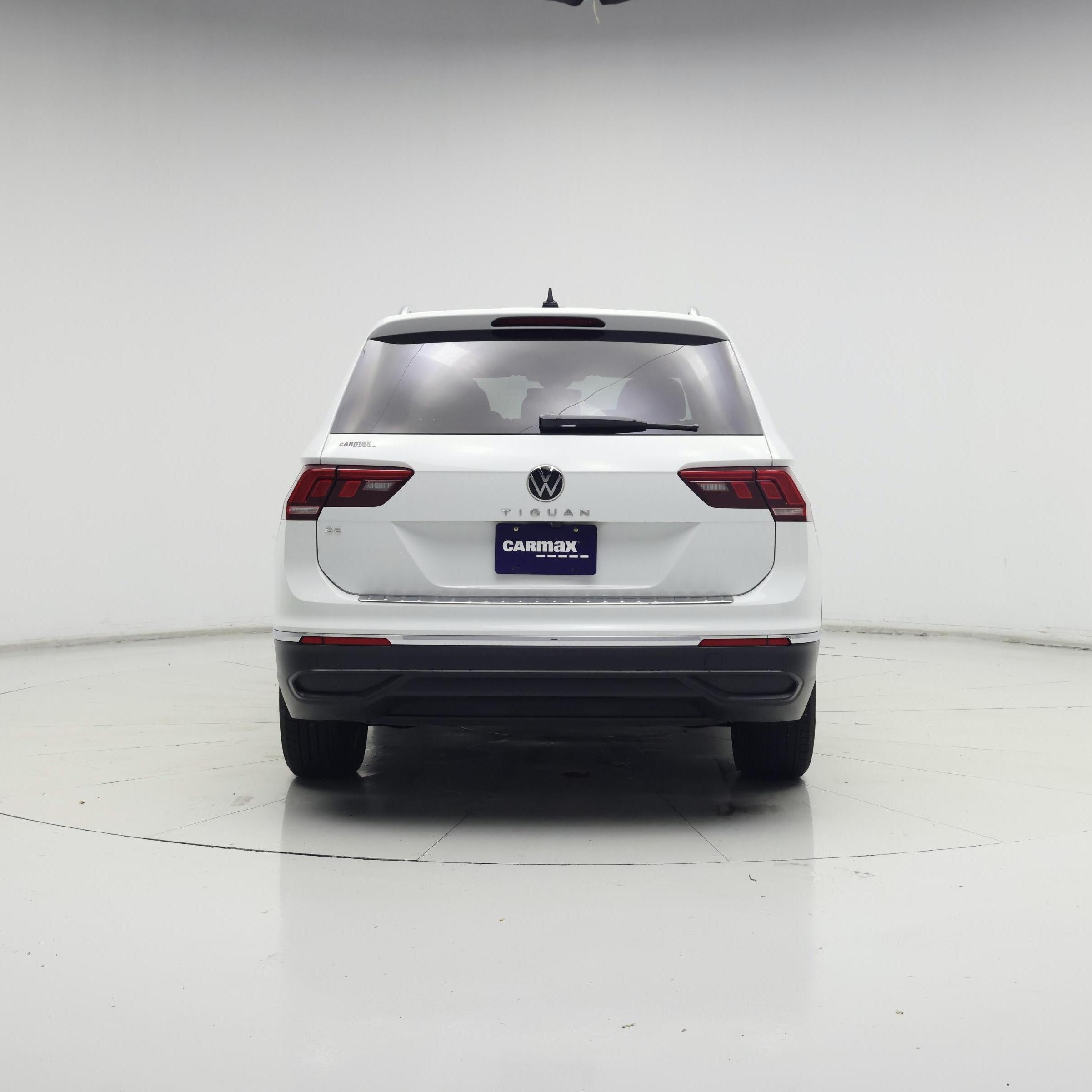 Thumbnail: 2022 Volkswagen Tiguan - 6
