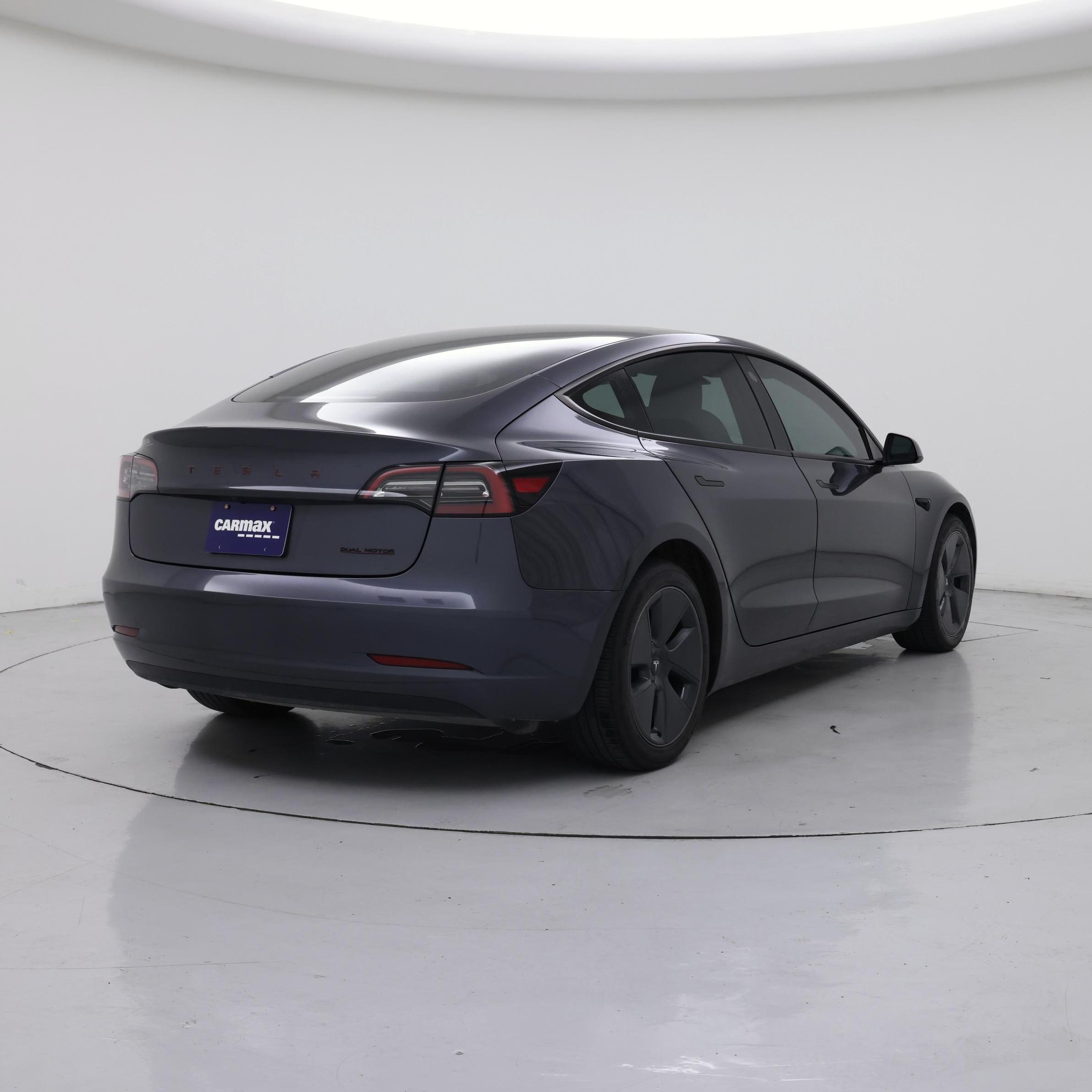 Thumbnail: 2023 Tesla Model 3 - 8