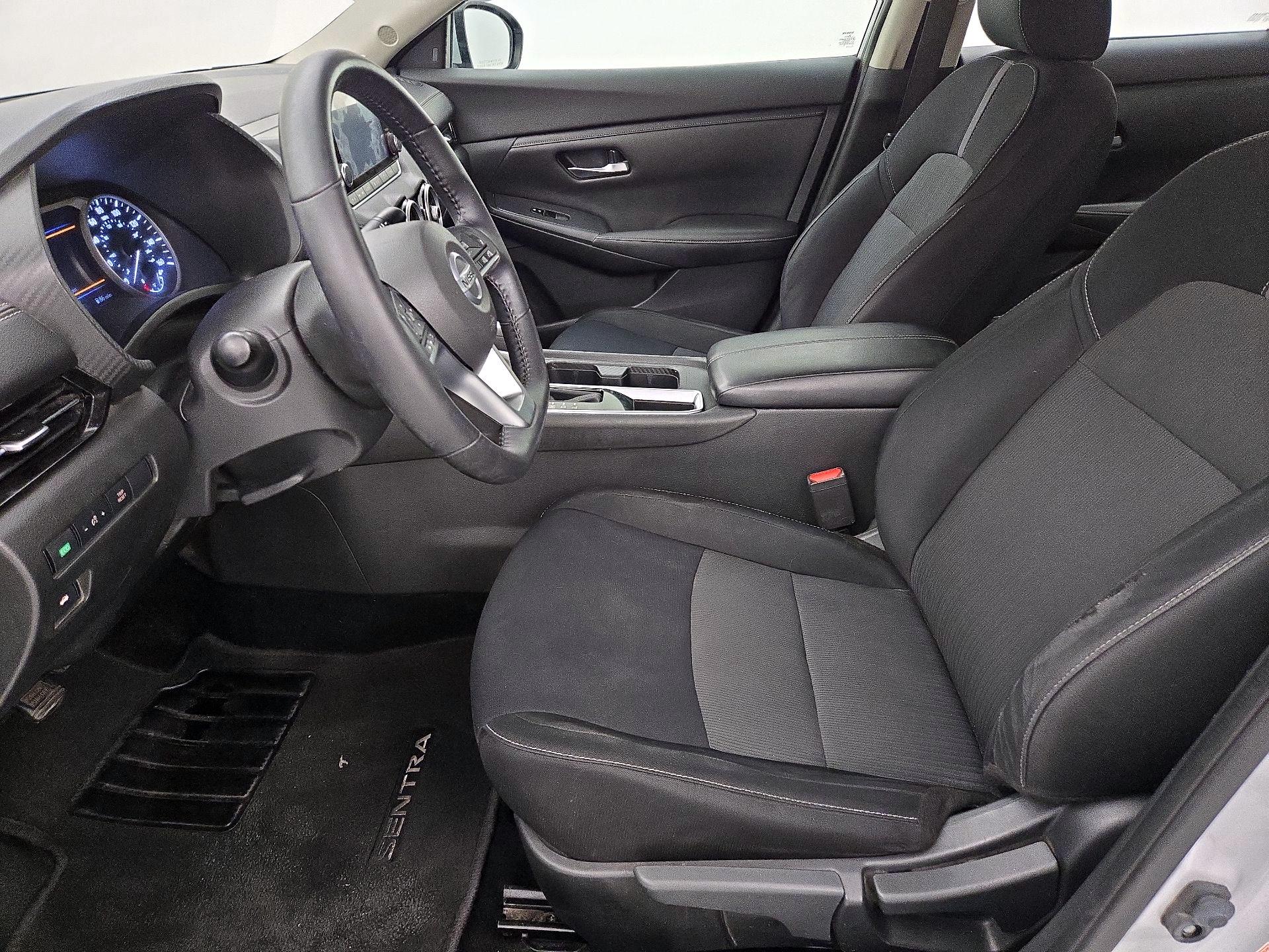 Thumbnail: 2020 Nissan Sentra - 11