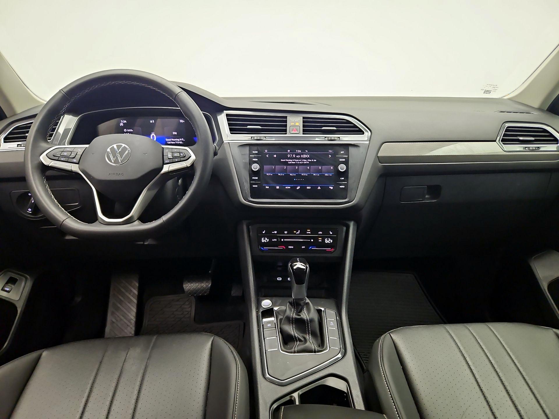 Thumbnail: 2024 Volkswagen Tiguan - 9