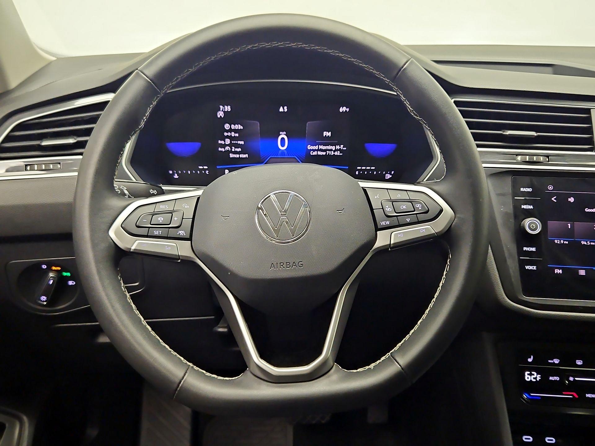 Thumbnail: 2024 Volkswagen Tiguan - 10