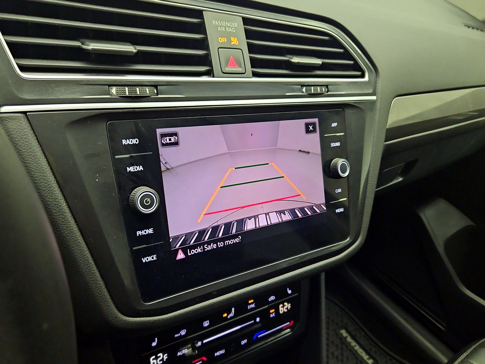 Thumbnail: 2024 Volkswagen Tiguan - 14