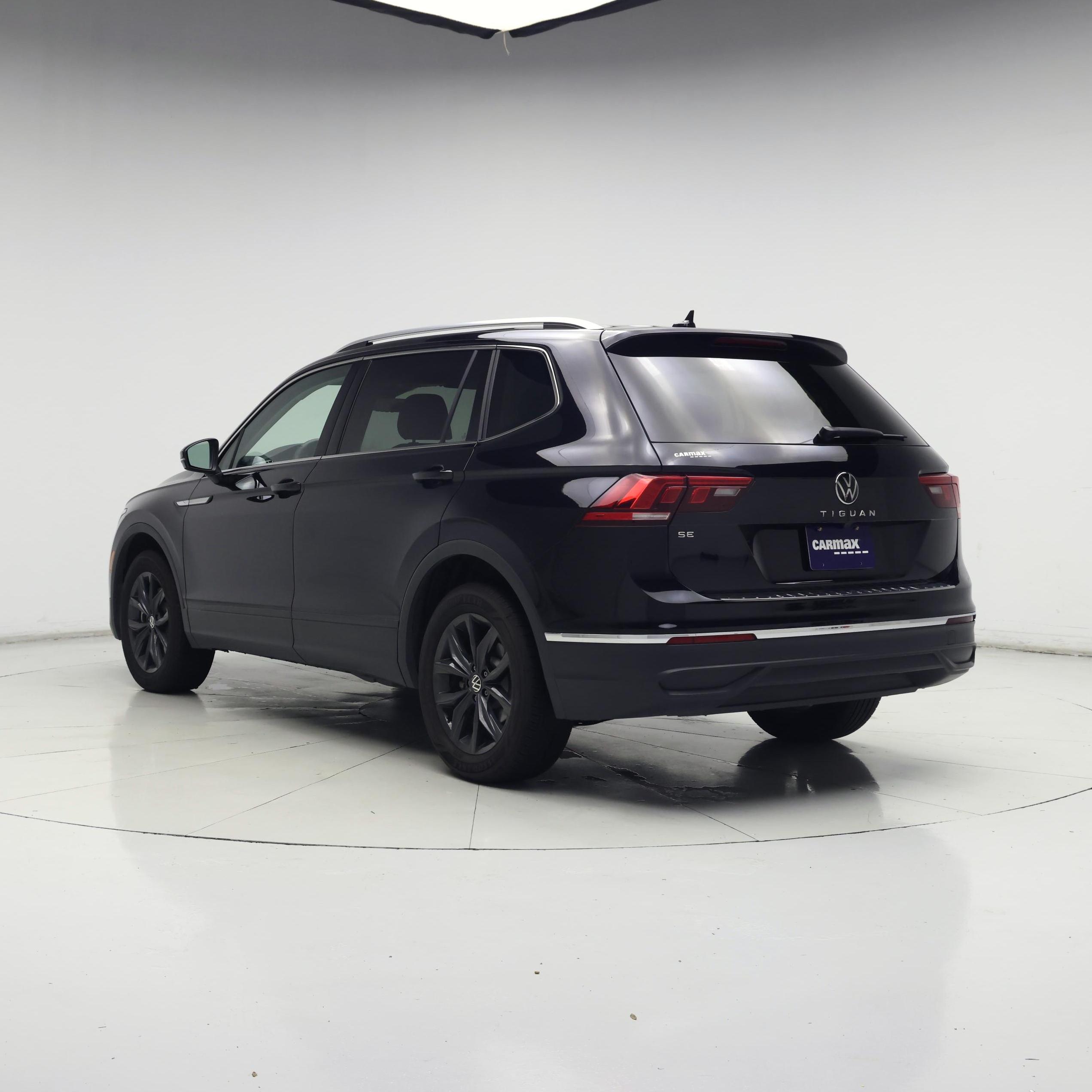 Thumbnail: 2024 Volkswagen Tiguan - 2
