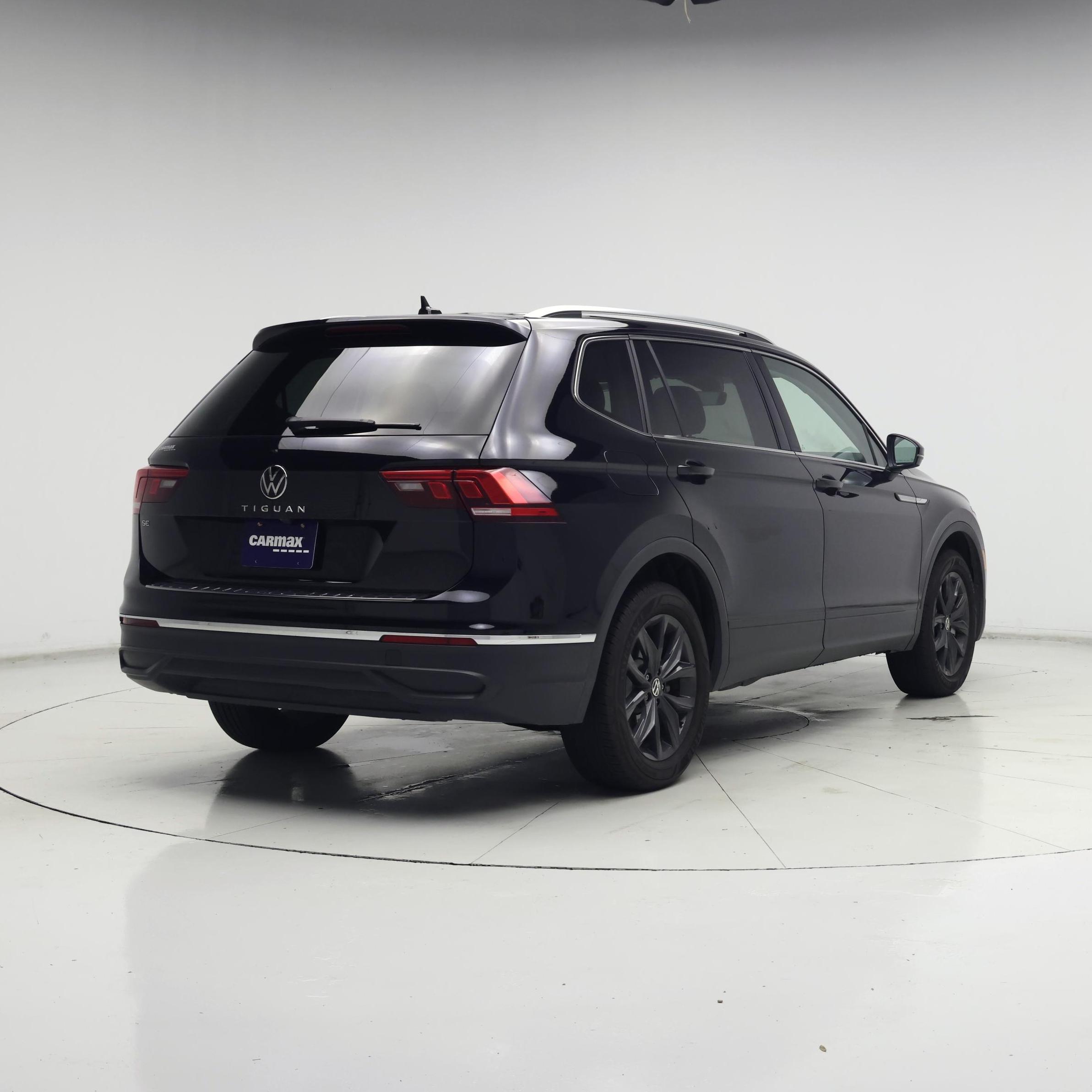 Thumbnail: 2024 Volkswagen Tiguan - 8