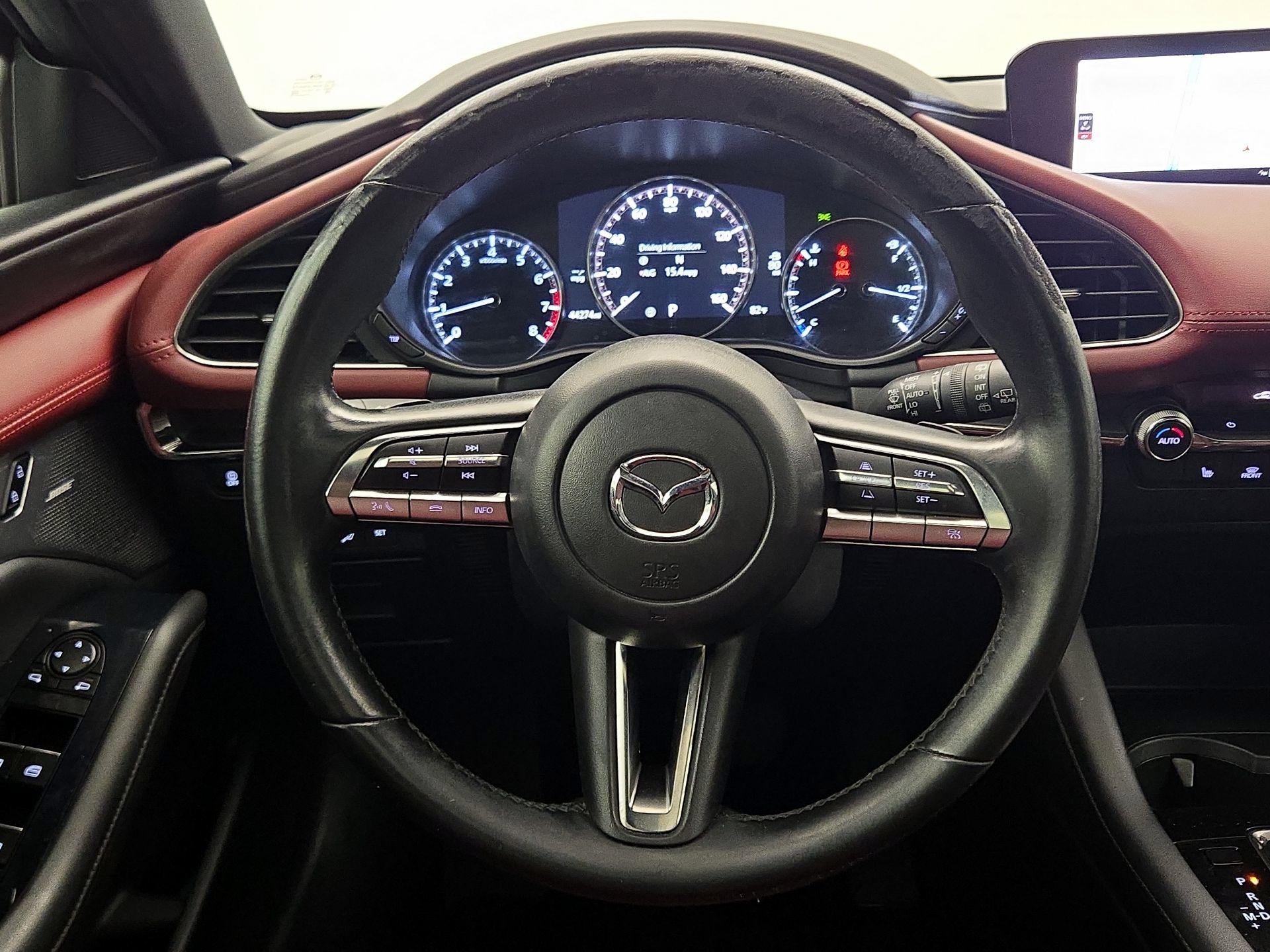 Thumbnail: 2022 Mazda Mazda3 - 10