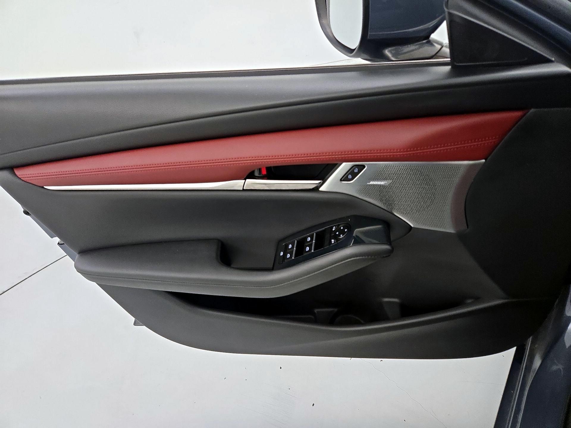 Thumbnail: 2022 Mazda Mazda3 - 12