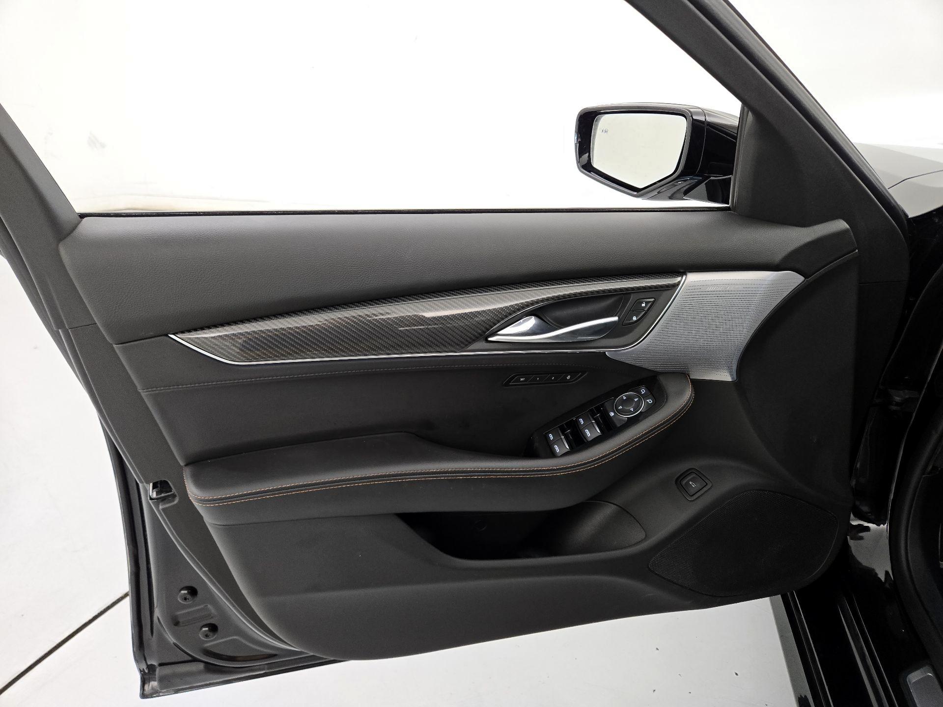 Thumbnail: 2023 Cadillac CT5 - 12