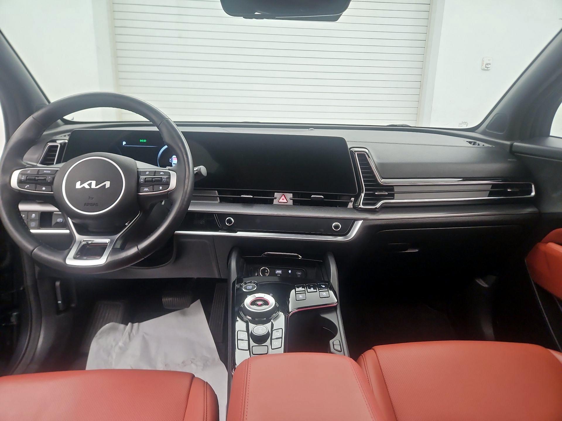 Thumbnail: 2023 Kia Sportage - 9