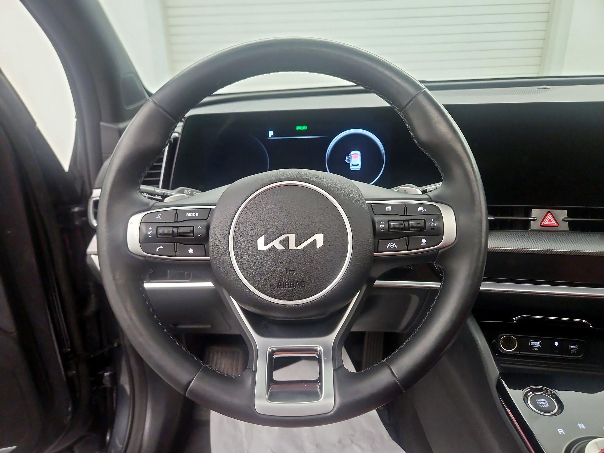 Thumbnail: 2023 Kia Sportage - 10