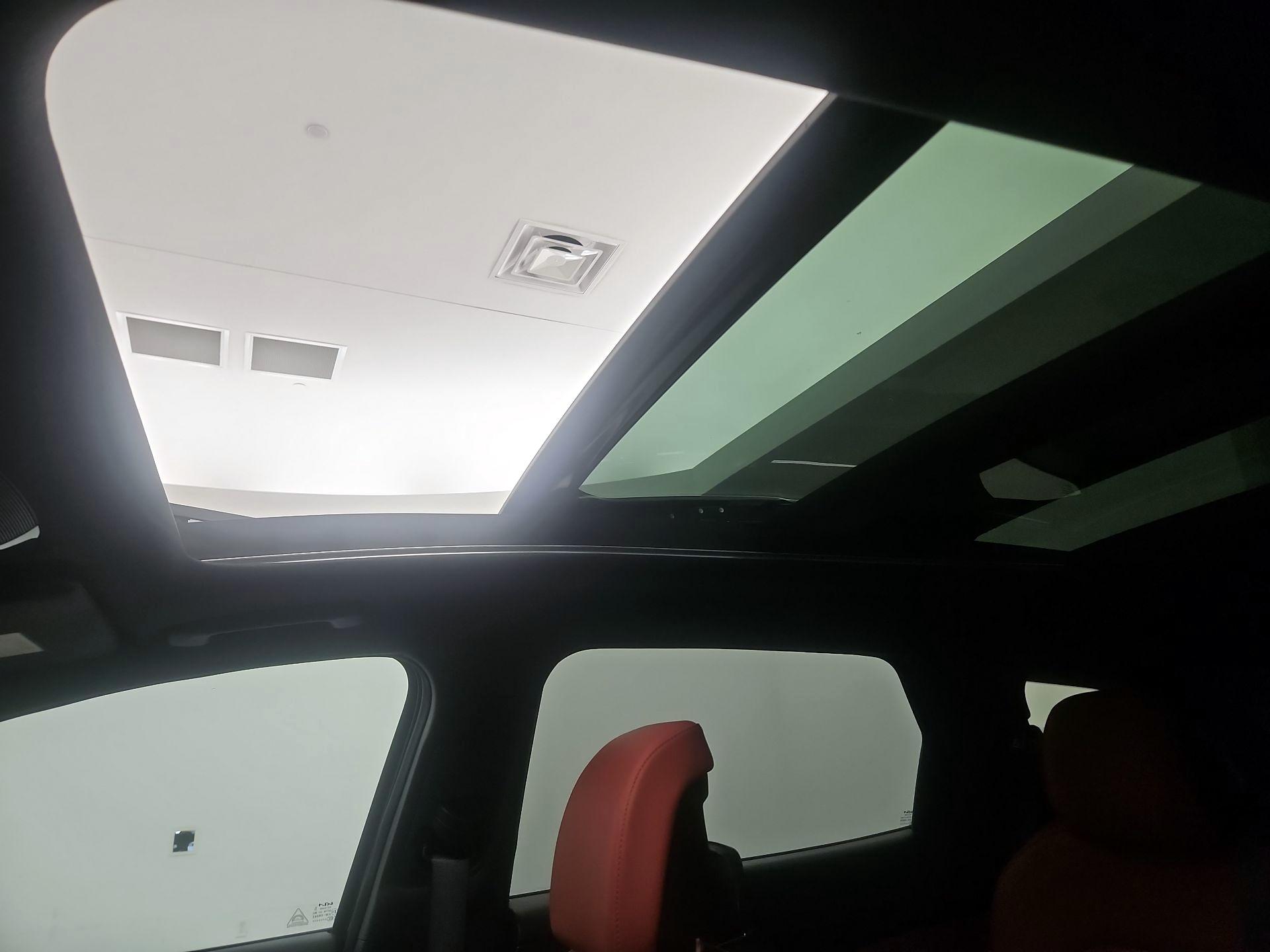 Thumbnail: 2023 Kia Sportage - 18