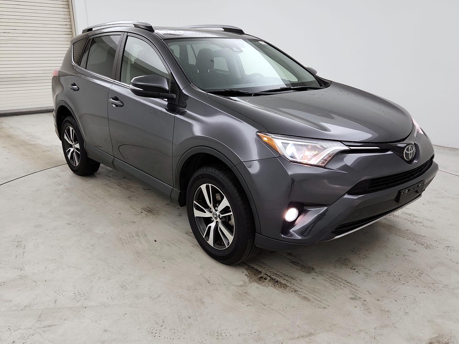 Thumbnail: 2017 Toyota RAV4 - 1