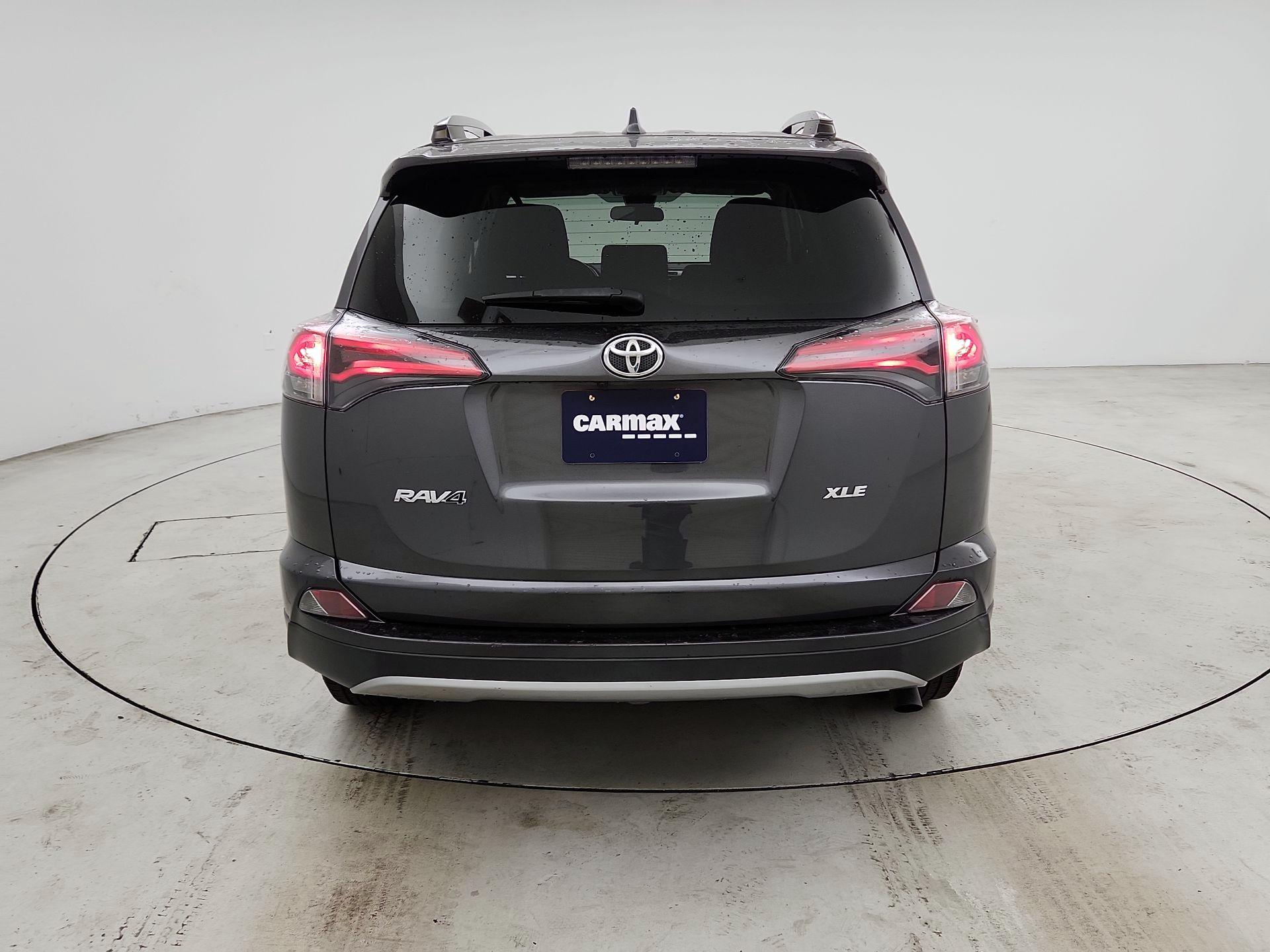 Thumbnail: 2017 Toyota RAV4 - 6