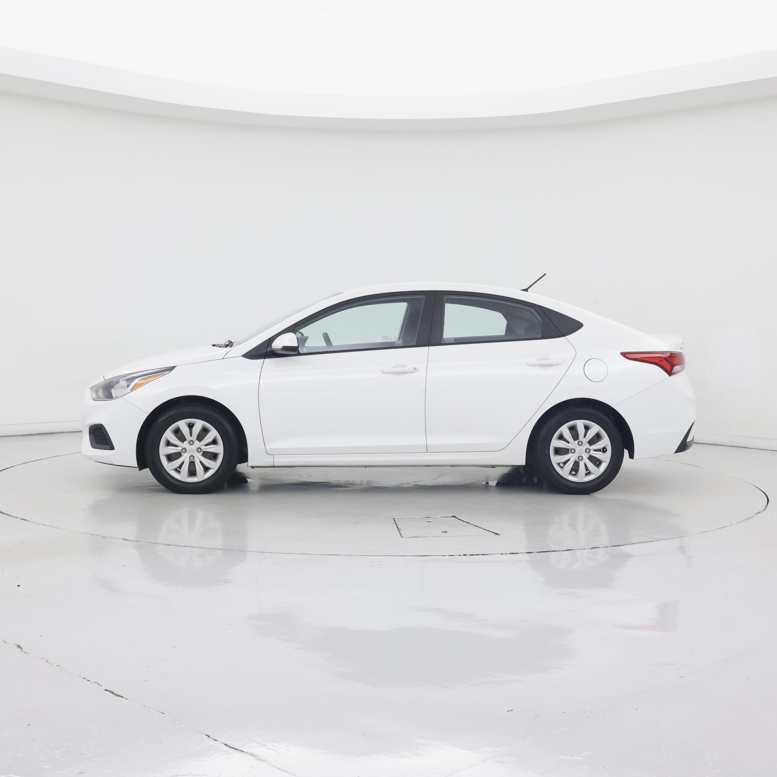 Thumbnail: 2020 Hyundai Accent - 3