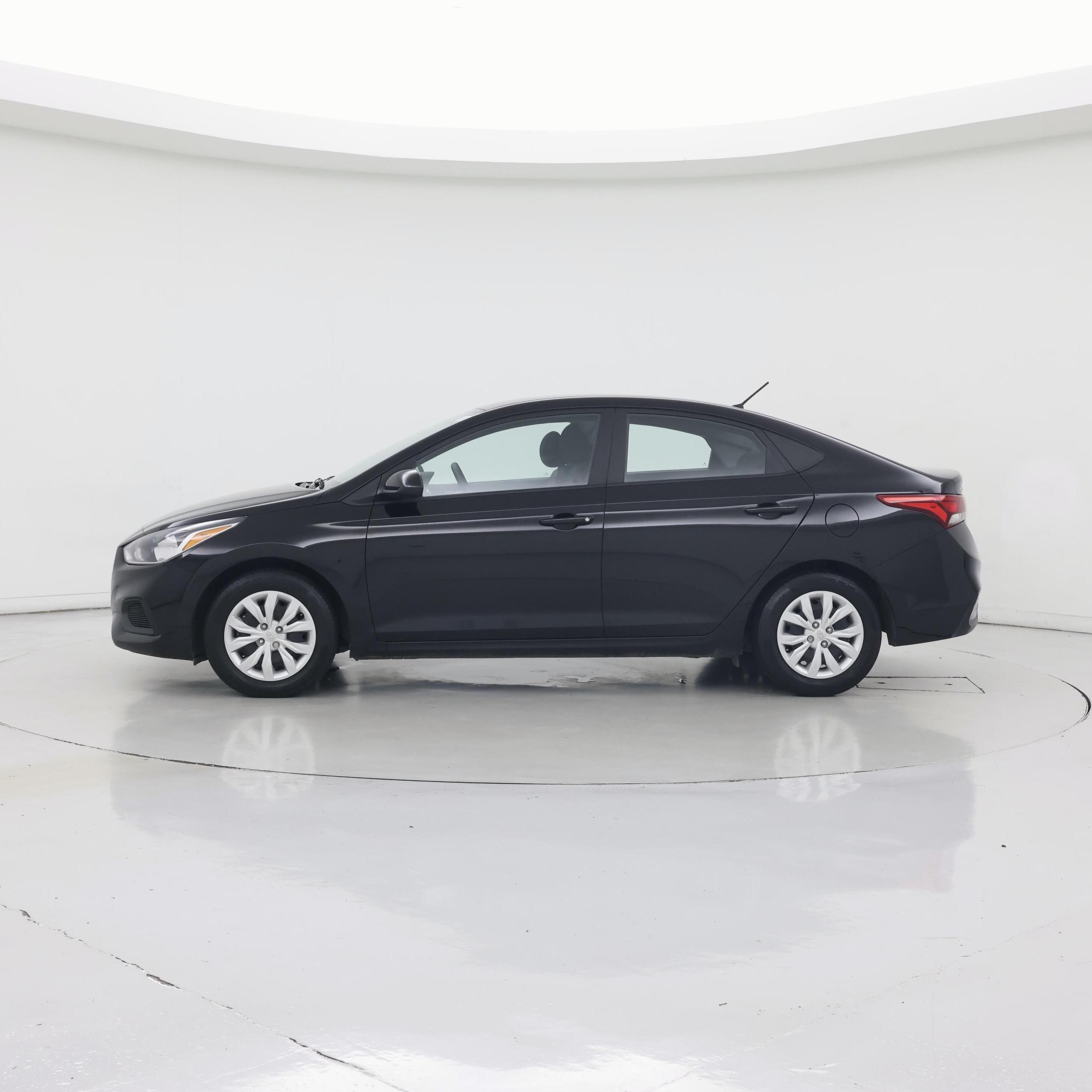 Thumbnail: 2020 Hyundai Accent - 3