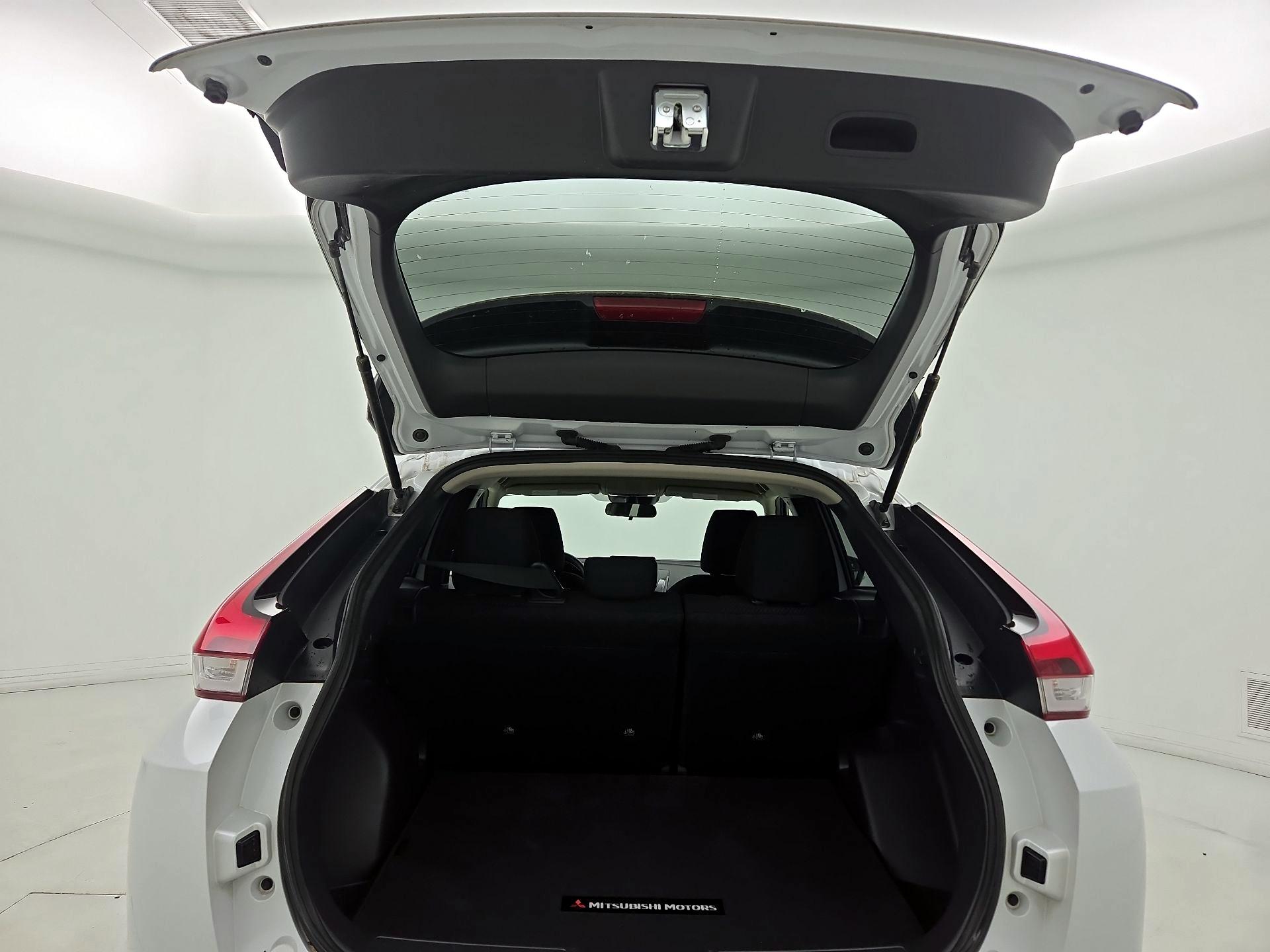 Thumbnail: 2024 Mitsubishi Eclipse Cross - 20