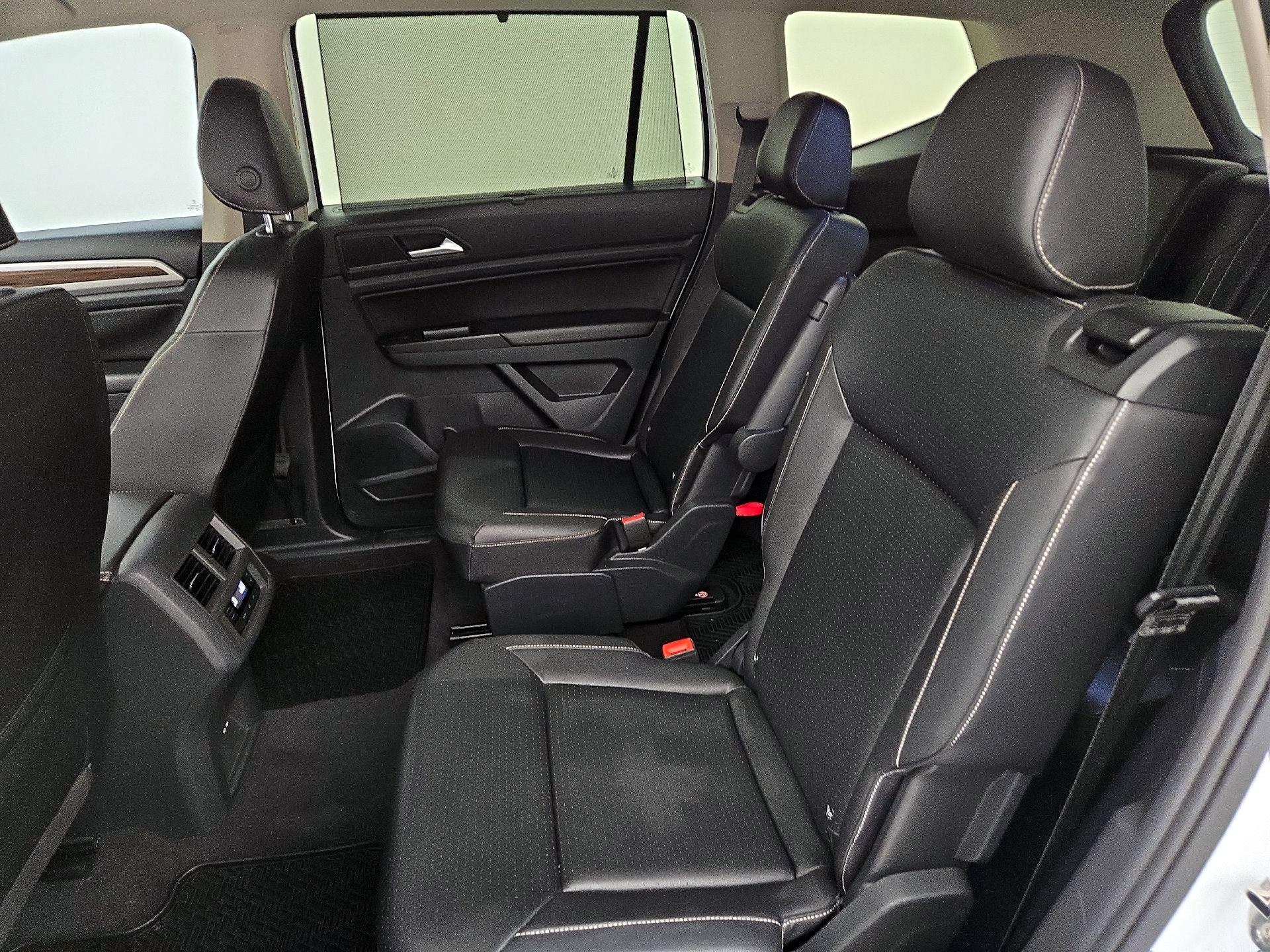 Thumbnail: 2021 Volkswagen Atlas - 17