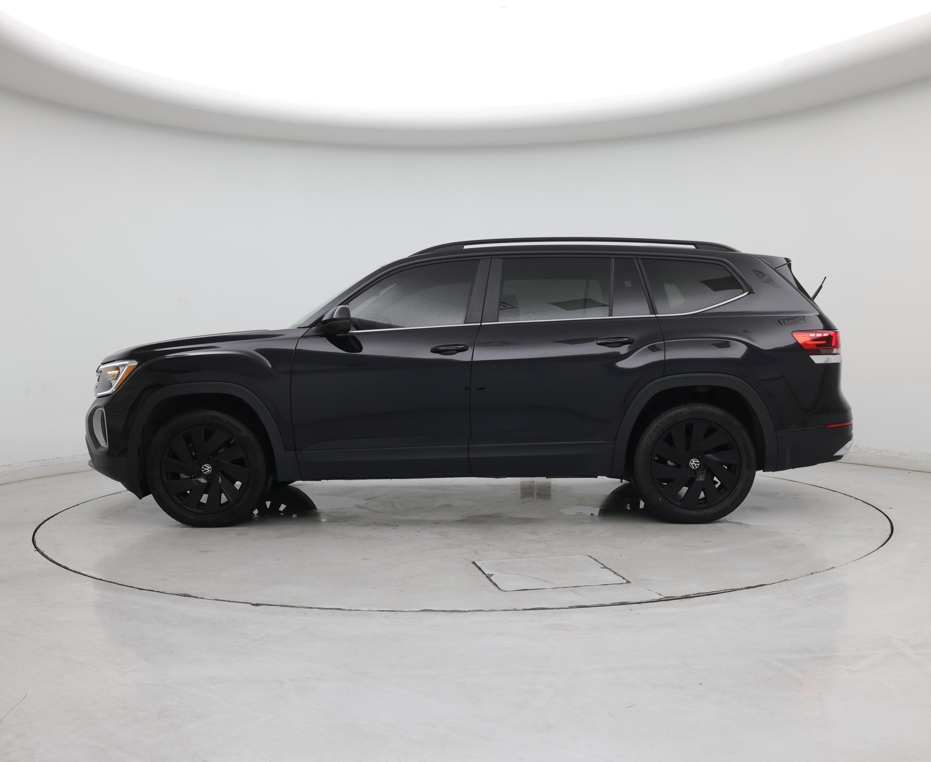 Thumbnail: 2024 Volkswagen Atlas - 3