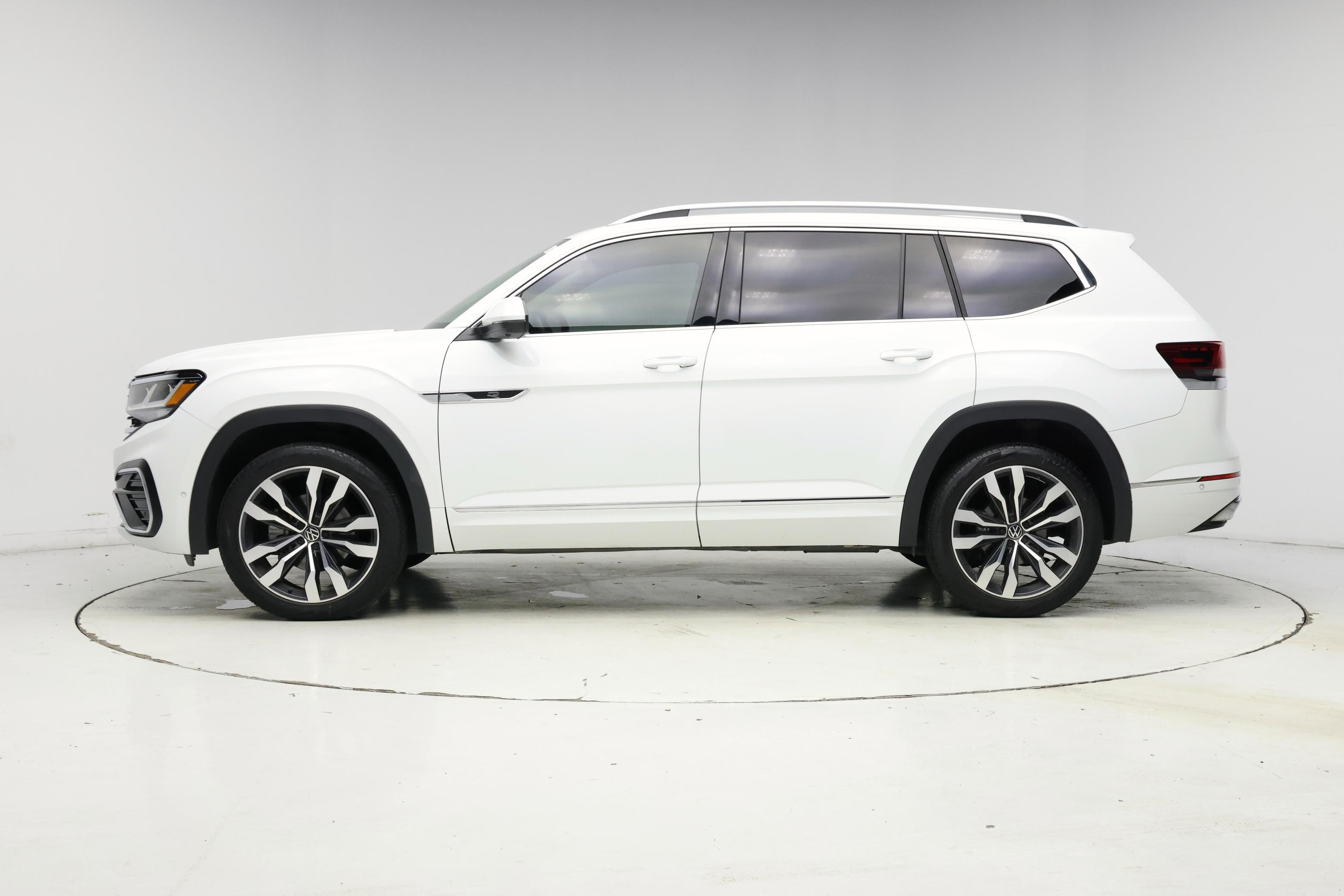 Thumbnail: 2022 Volkswagen Atlas - 3