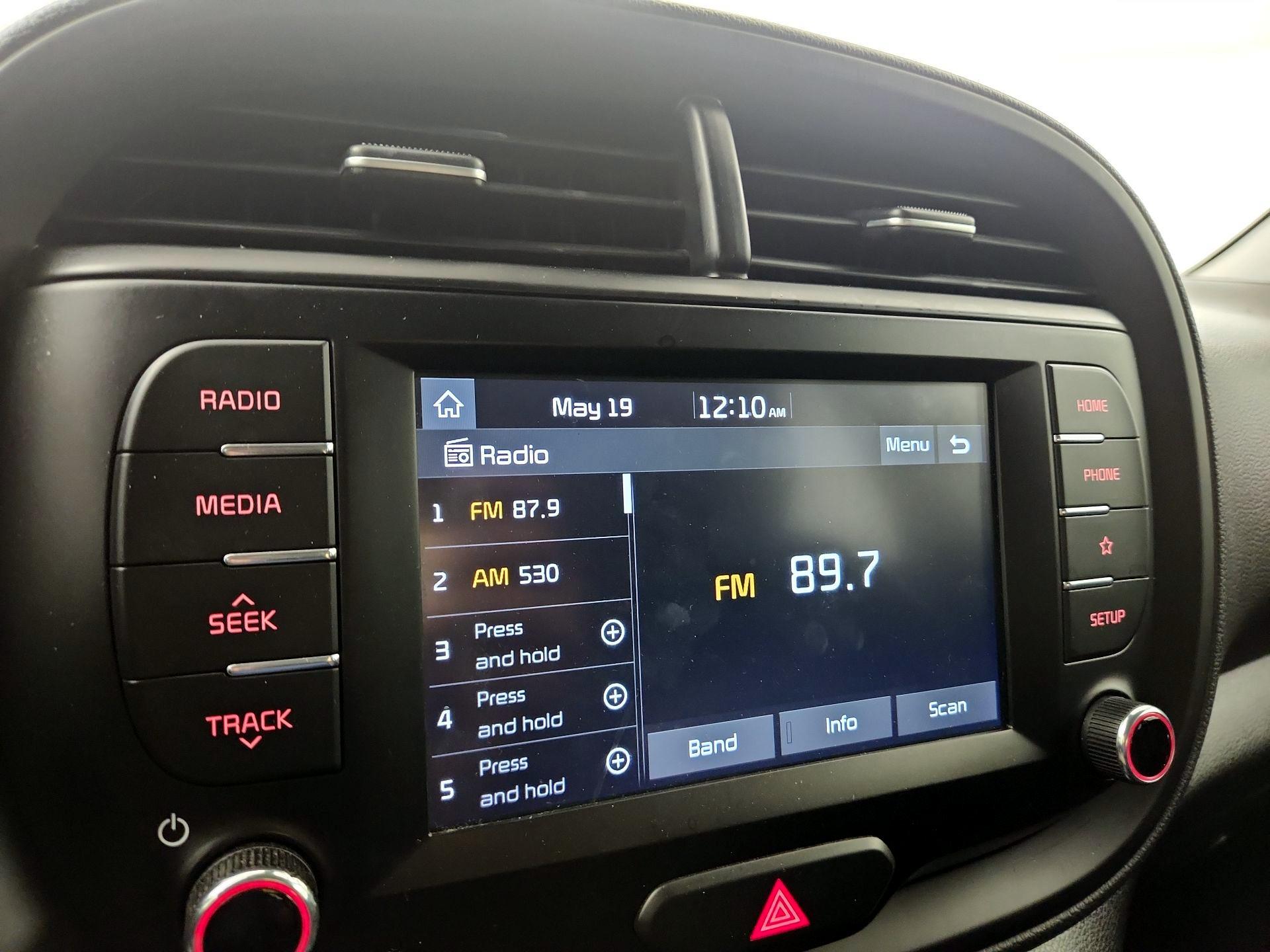 Thumbnail: 2020 Kia Soul - 13