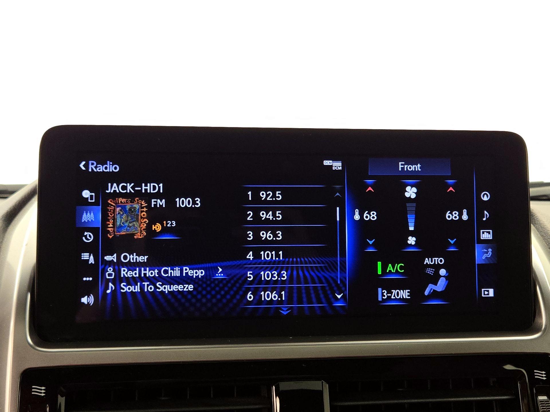 Thumbnail: 2023 Lexus GX - 16